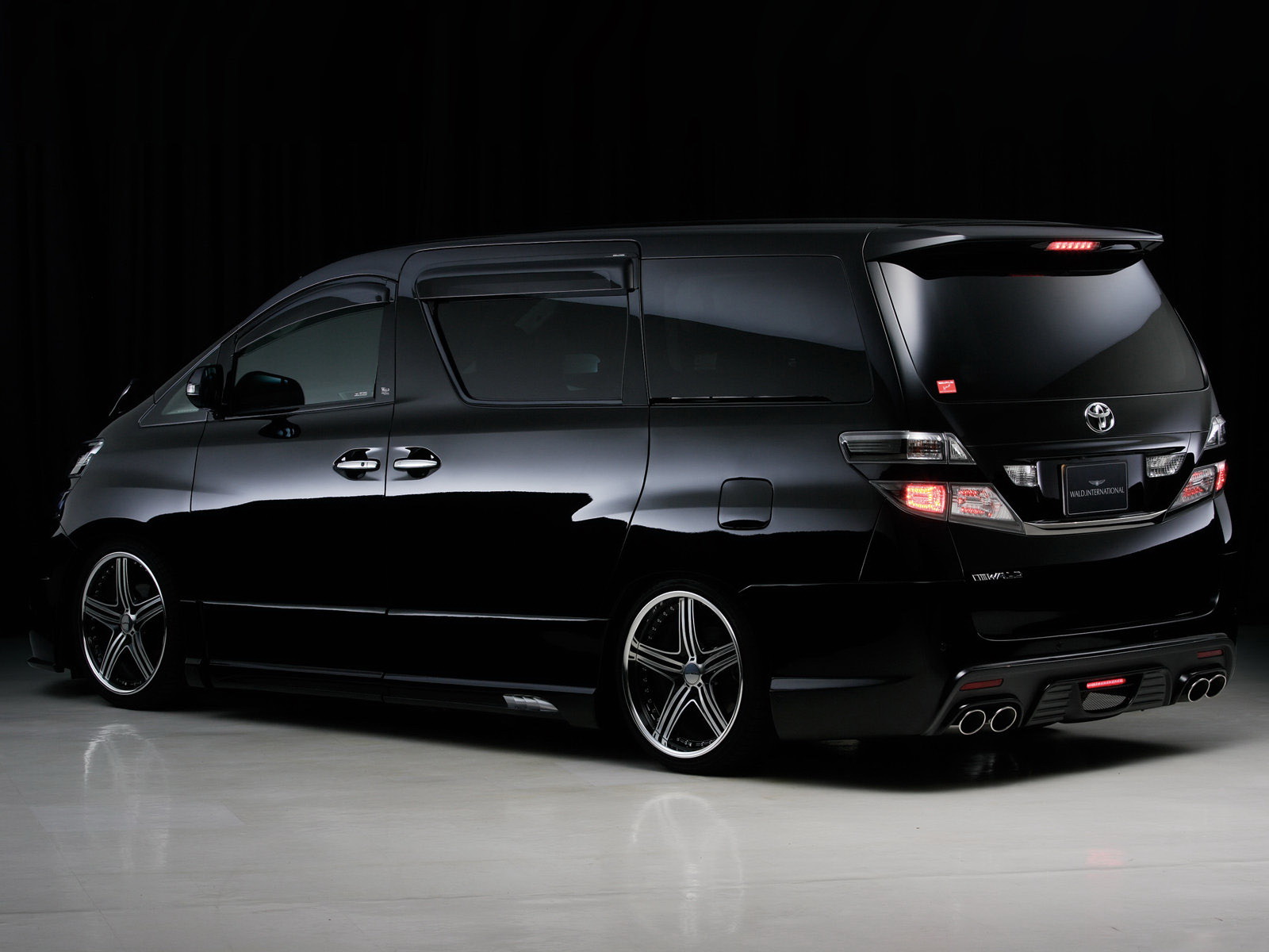 Photos Toyota Vellfire auto