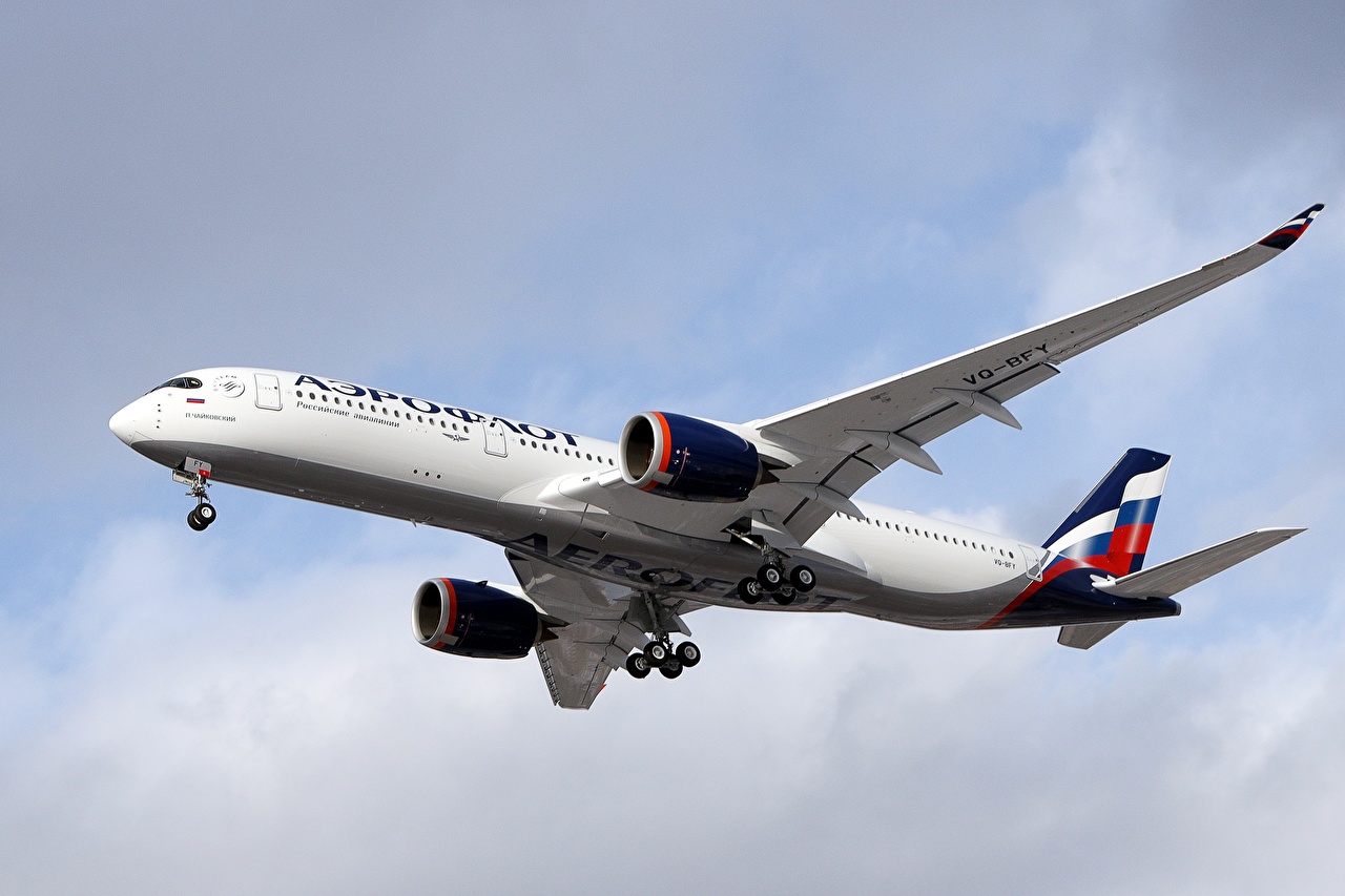 image Airbus Airplane Passenger Airplanes A350- Aeroflot