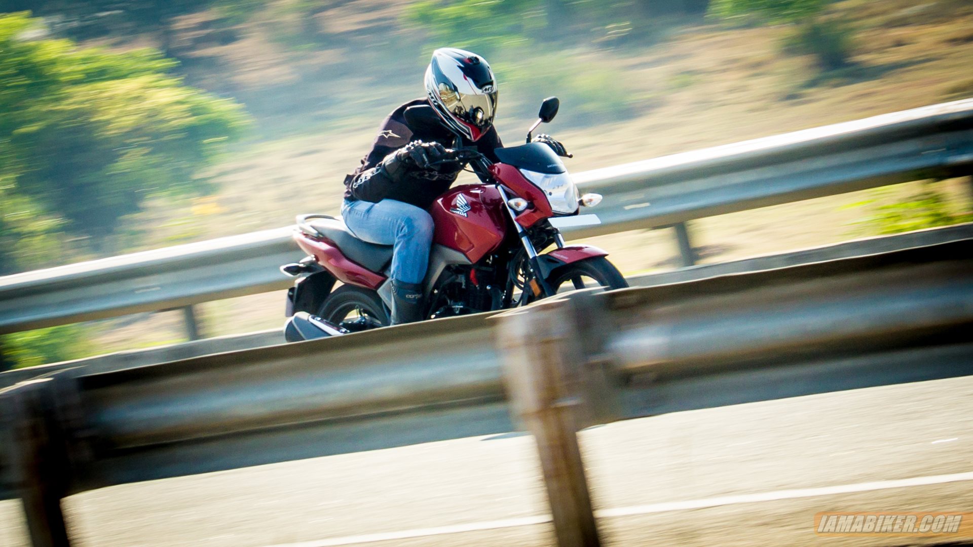 Honda CB Unicorn 160 CBS review. IAMABIKER Motorcycle!