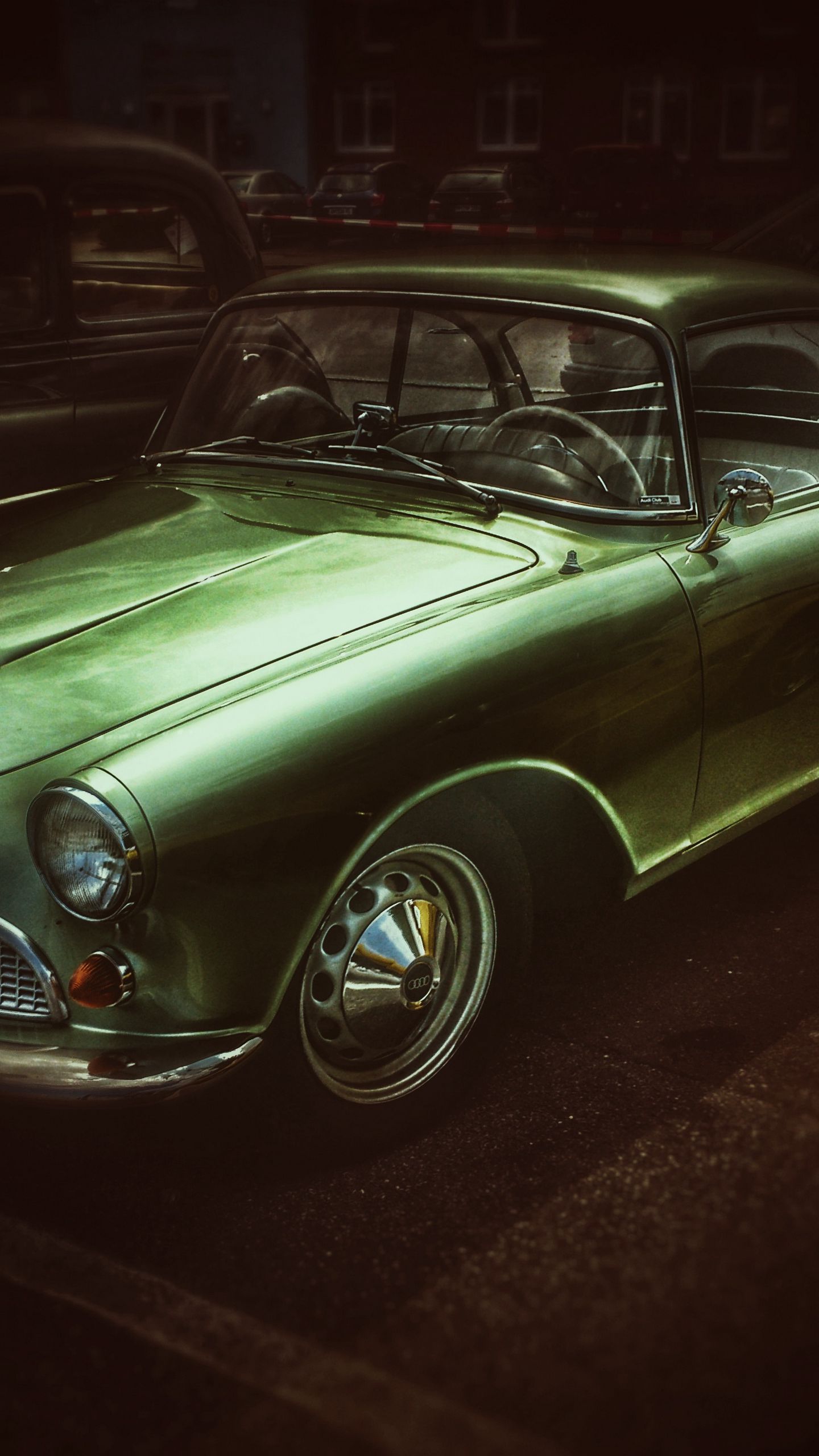 Download wallpaper 1440x2560 car, retro, vintage, old, style, glitter qhd samsung galaxy s s edge, note, lg g4 HD background