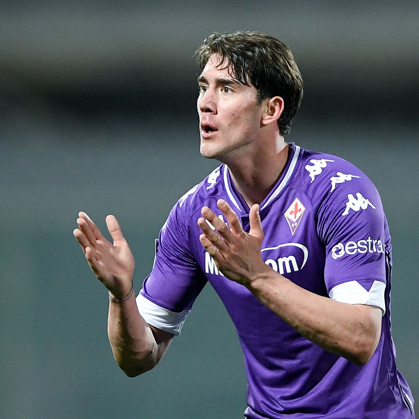 Fiorentina's comedy of errors over new Vlahović contract is no surprise