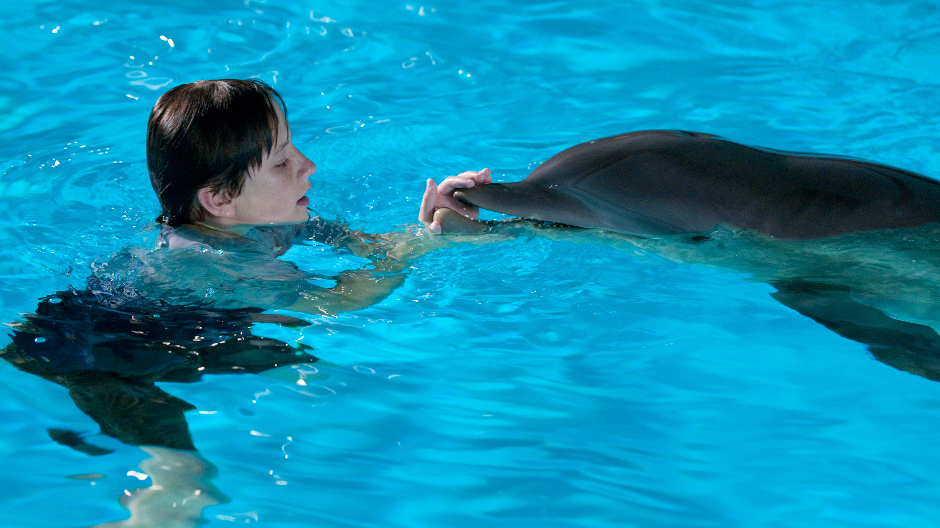 Social Media Buzz: 'No Good Deed' Fights to Swim Past 'Dolphin Tale 2'