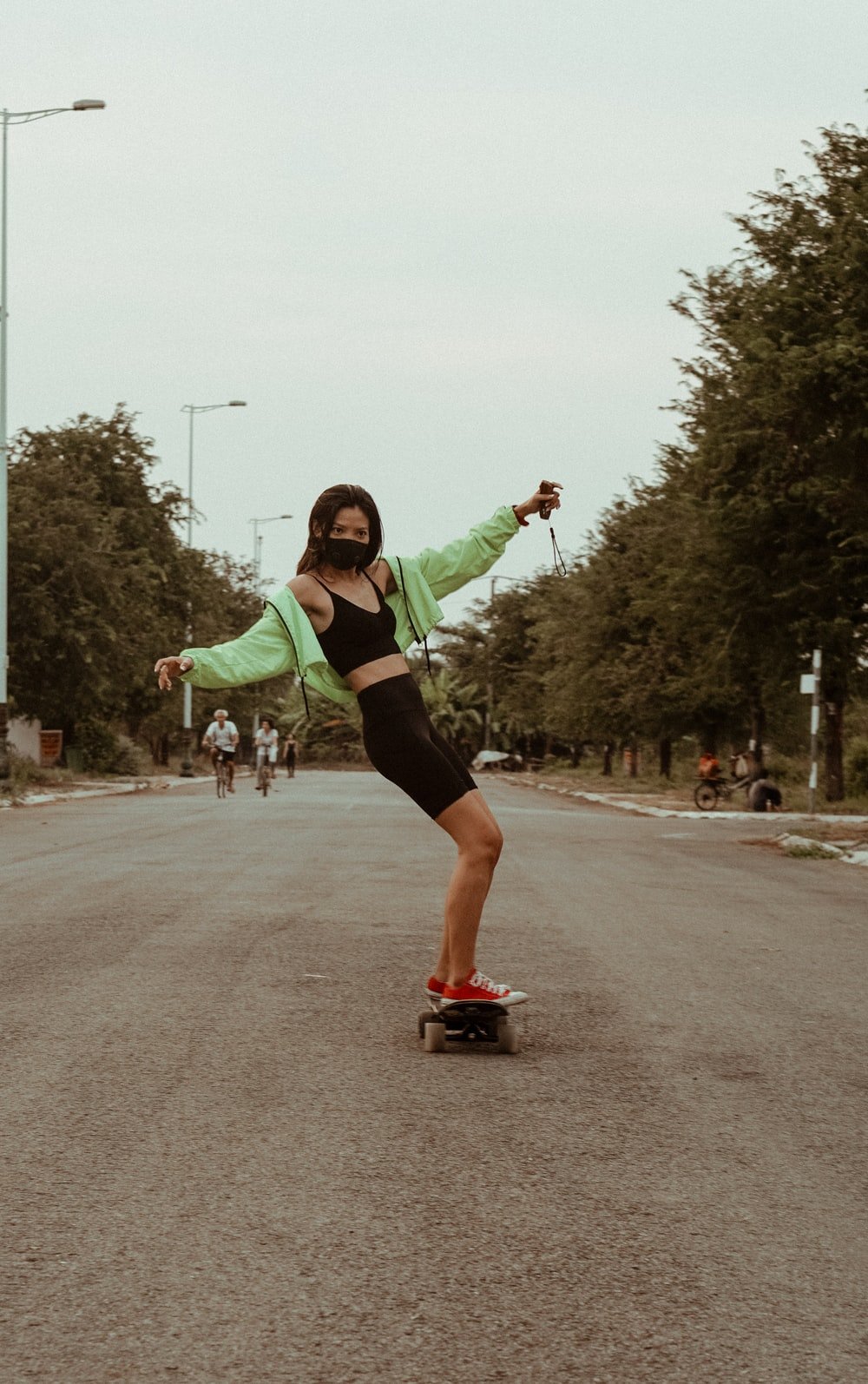 skateboard-aesthetic-girl-wallpapers-wallpaper-cave