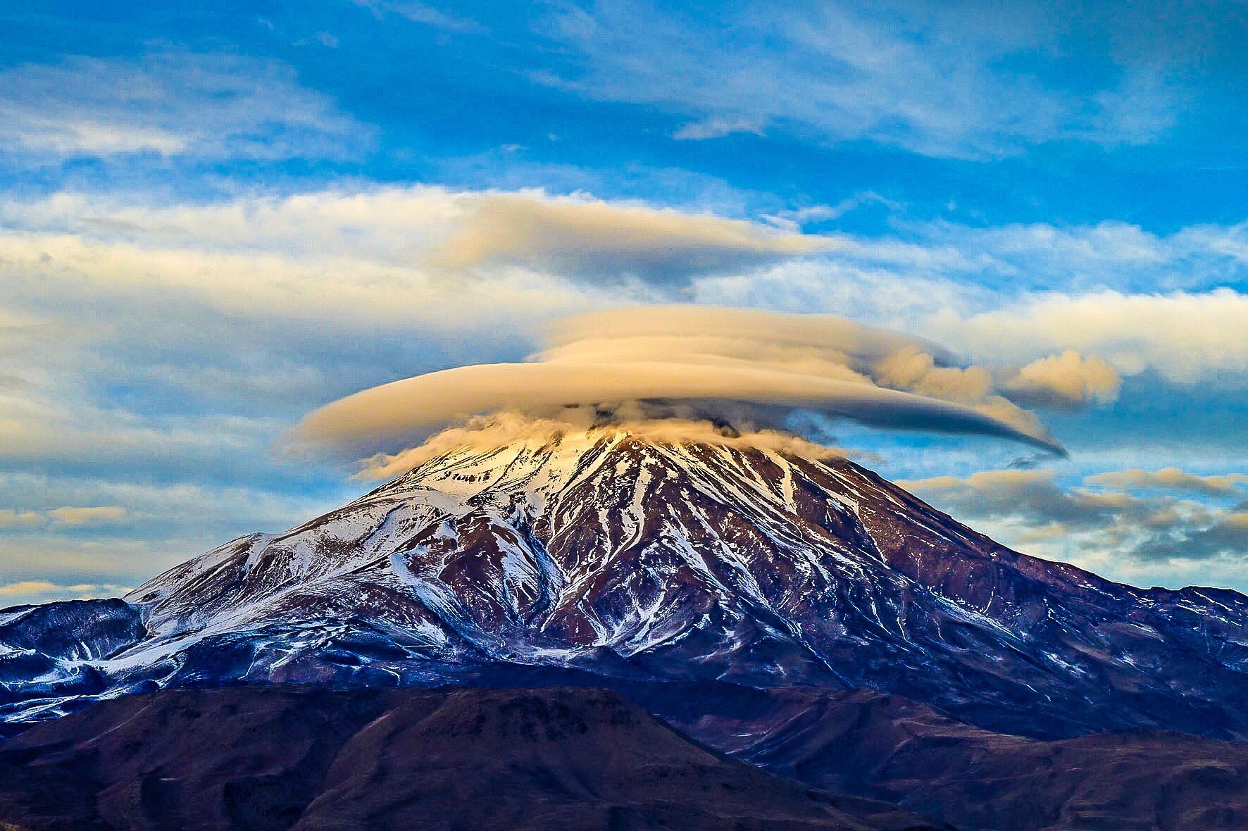 Демавенд вулкан фото