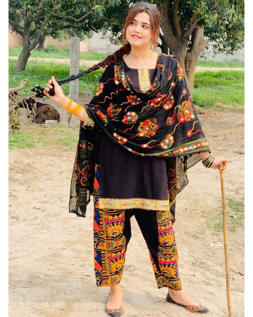 Small Boobs TikToker Kanwal Aftab Dress Variety in Black Color. Check Out Asian Tiktok Star HD Pics