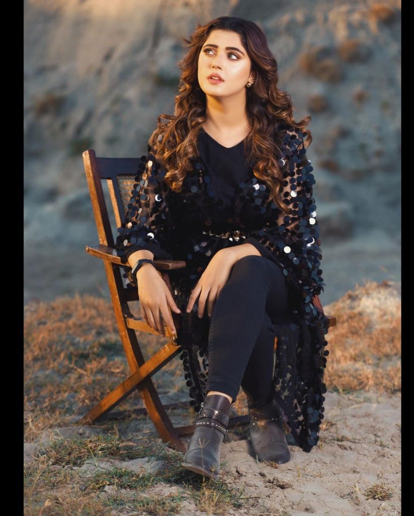 Kanwal Aftab's Latest Picture In Red Bridal Dress