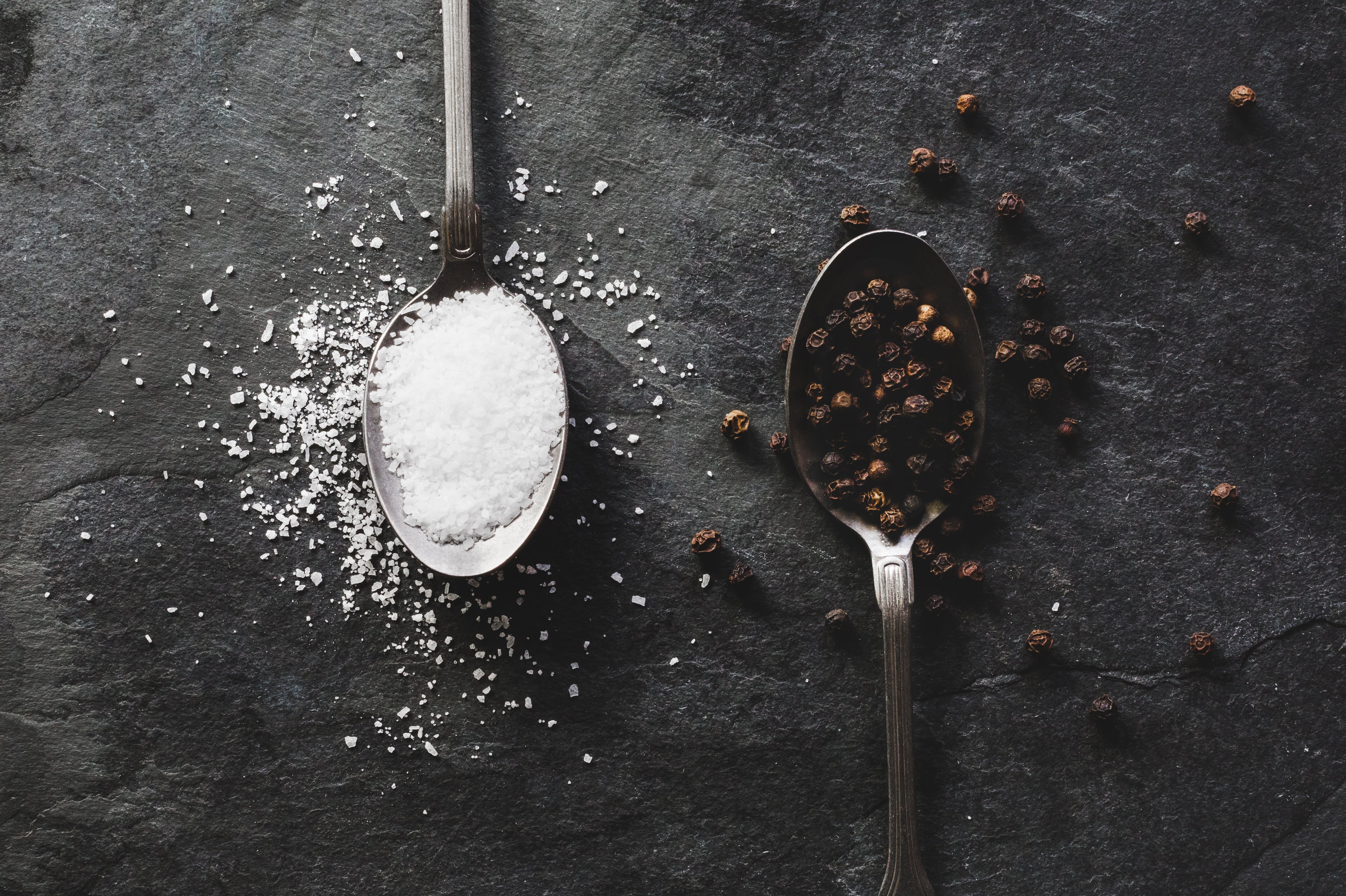 Salt And Pepper In Teaspoons 4k Ultra HD Wallpaper