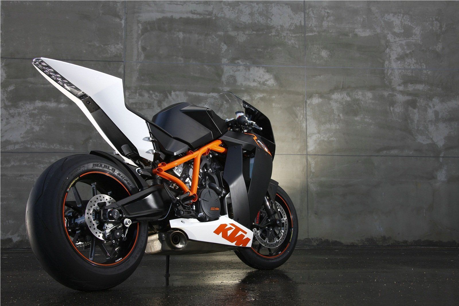 KTM 1190 RC8 R Top Speed. Motorcycle wallpaper, Ktm, Ktm rc8