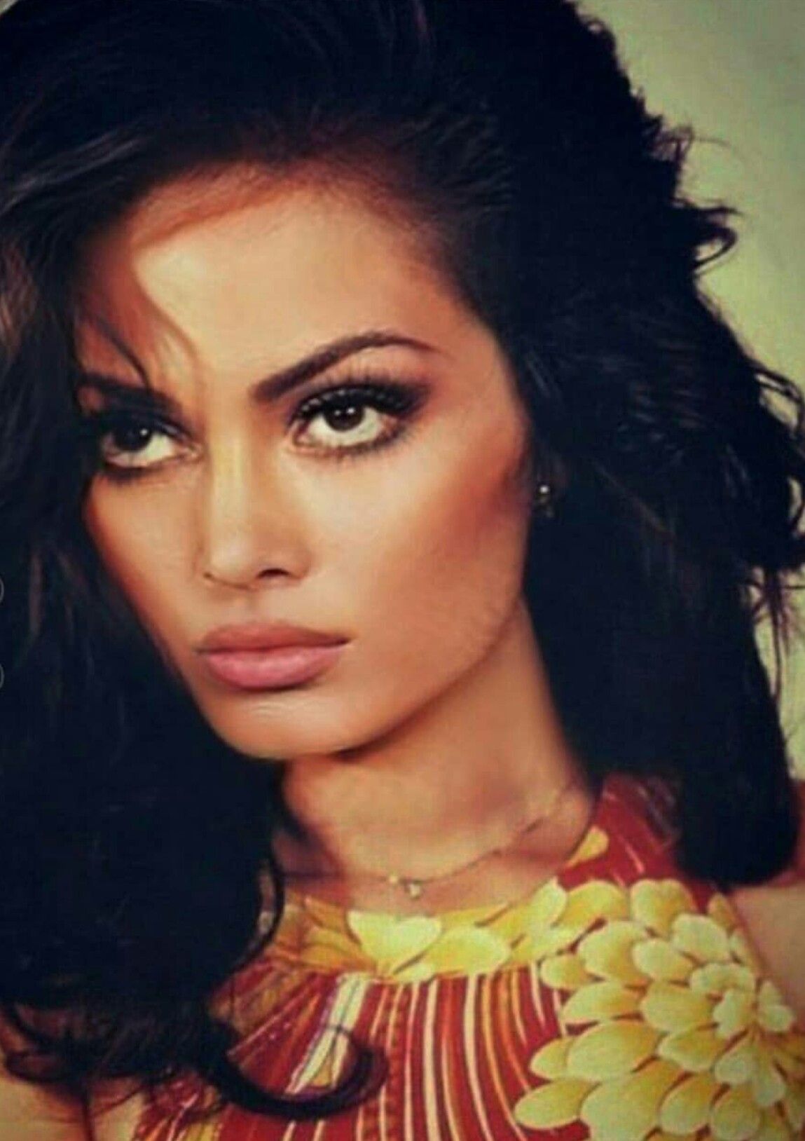 Türkan Şoray, Height & Life Story. Super Stars Bio