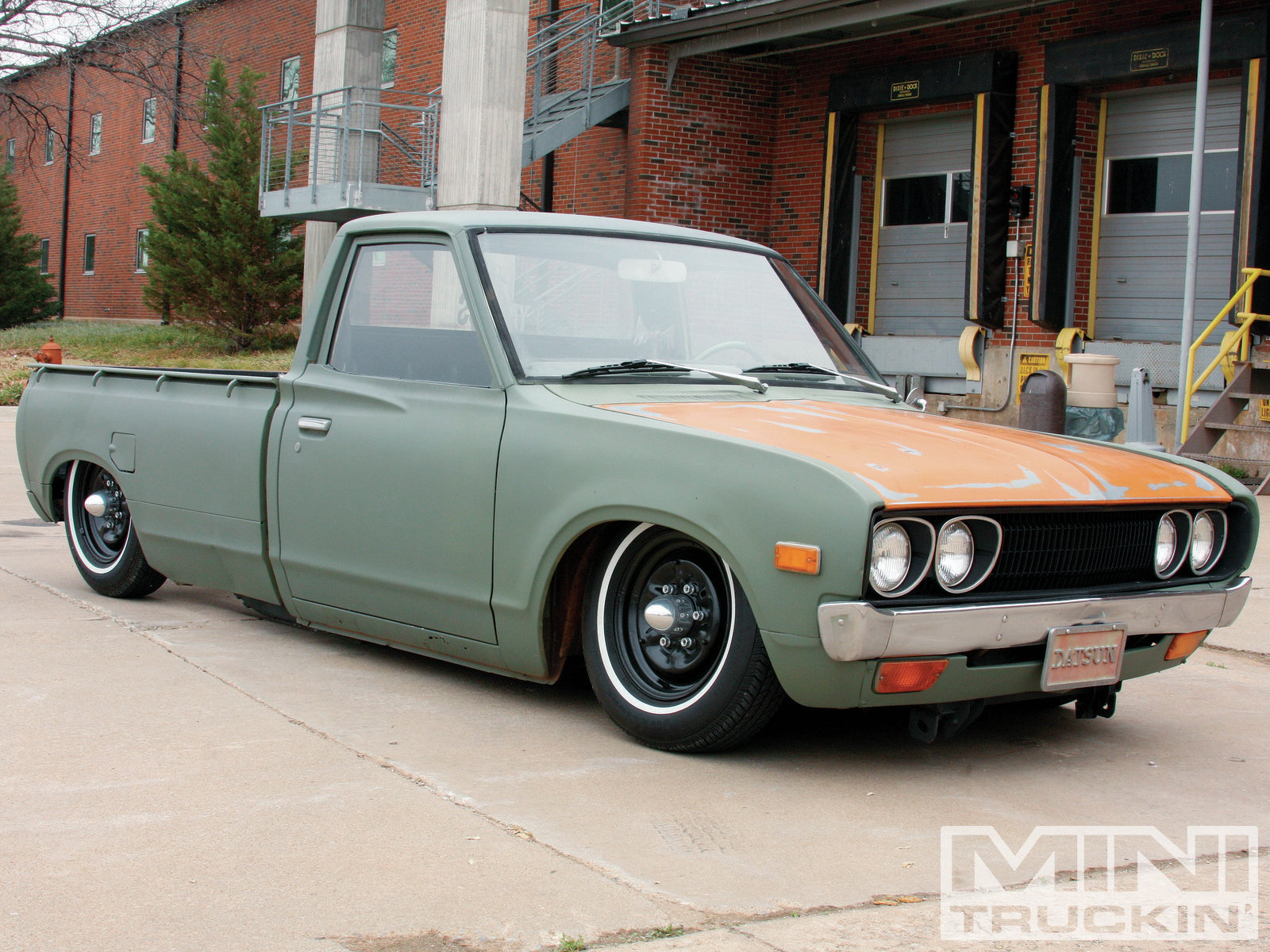 Datsun 620 and photo