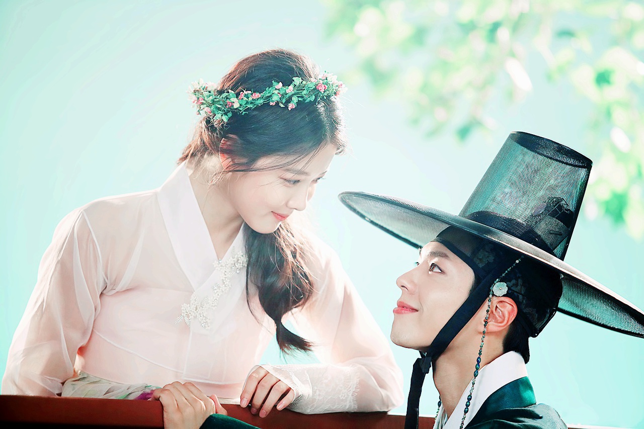Love In The Moonlight Drama With Kim Yoo Jung And Park HD Wallpaper
