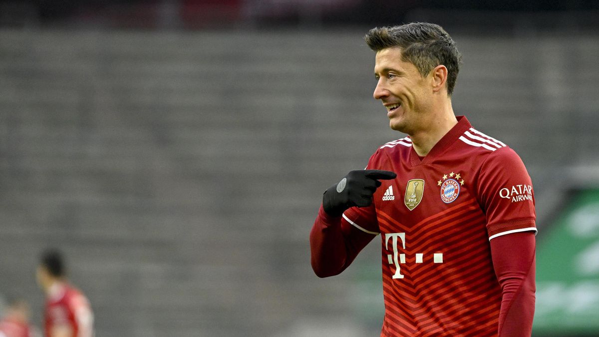 Best FIFA Football Awards: Full list of winners as Robert Lewandowski, Alexia Putellas scoop top prizes