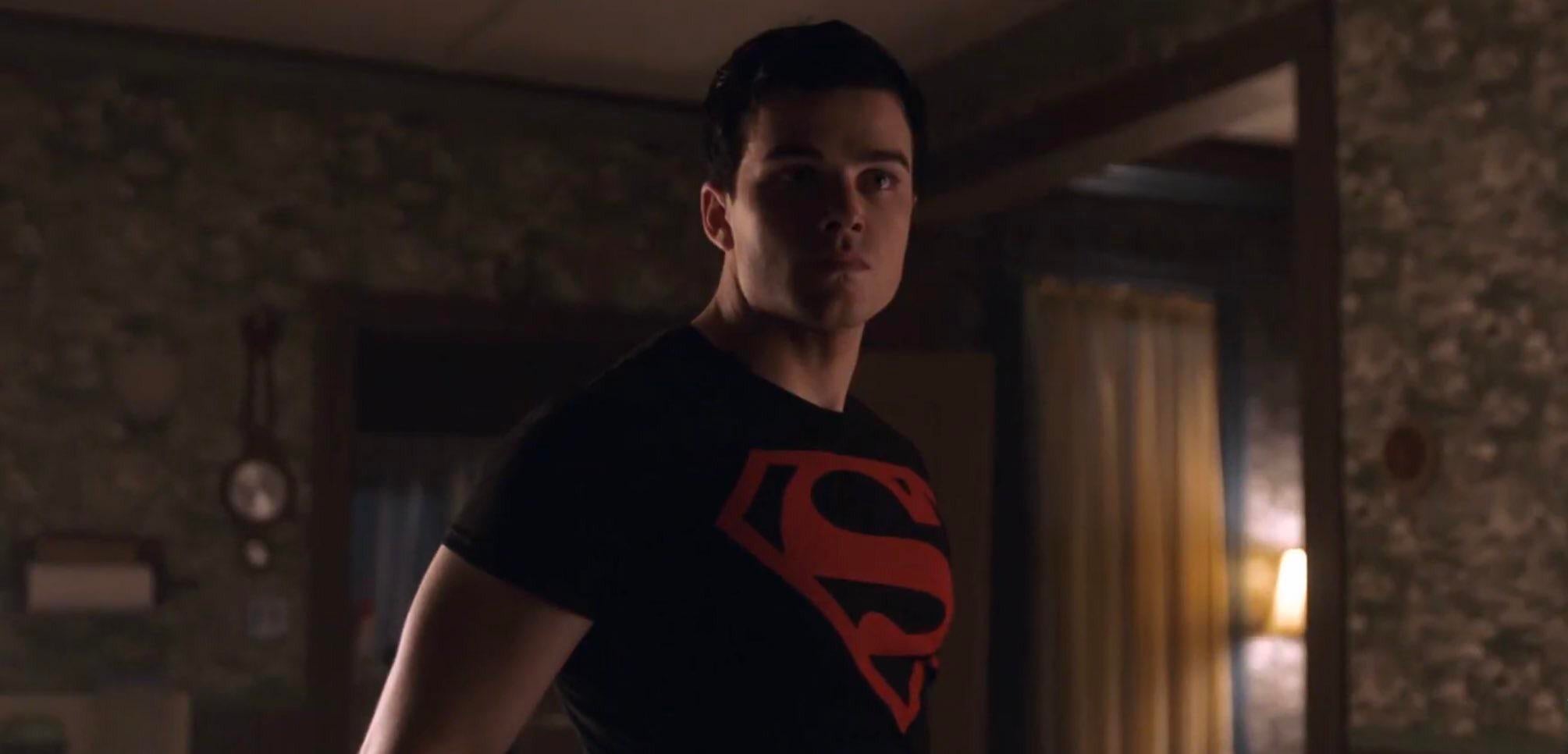 Superboy In Titans Season 2
