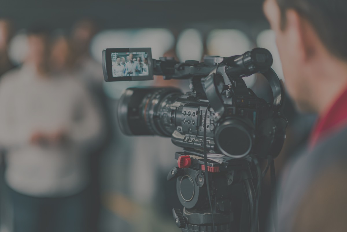 Differences Between A Videographer and A Video Production Company