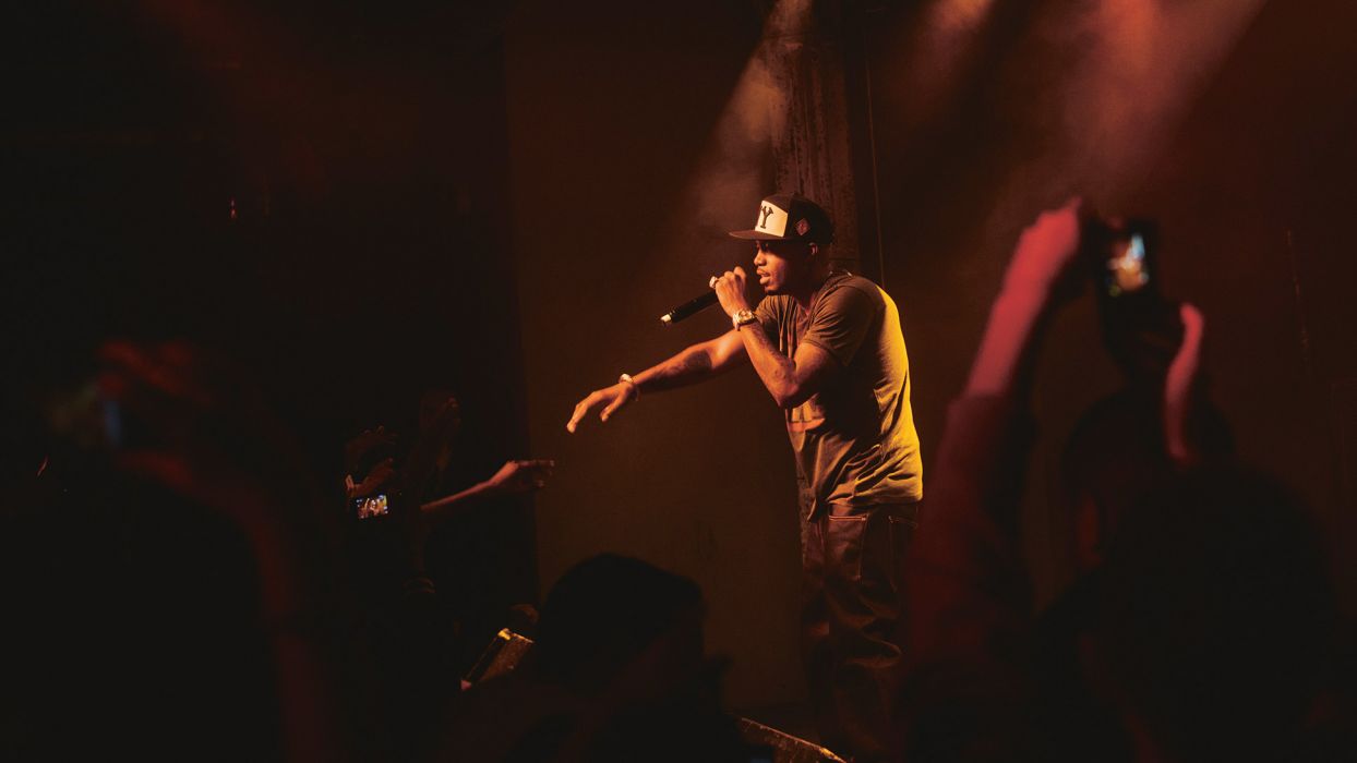 NAS rapper rap hip hop concert microphone crowd f wallpaperx1092