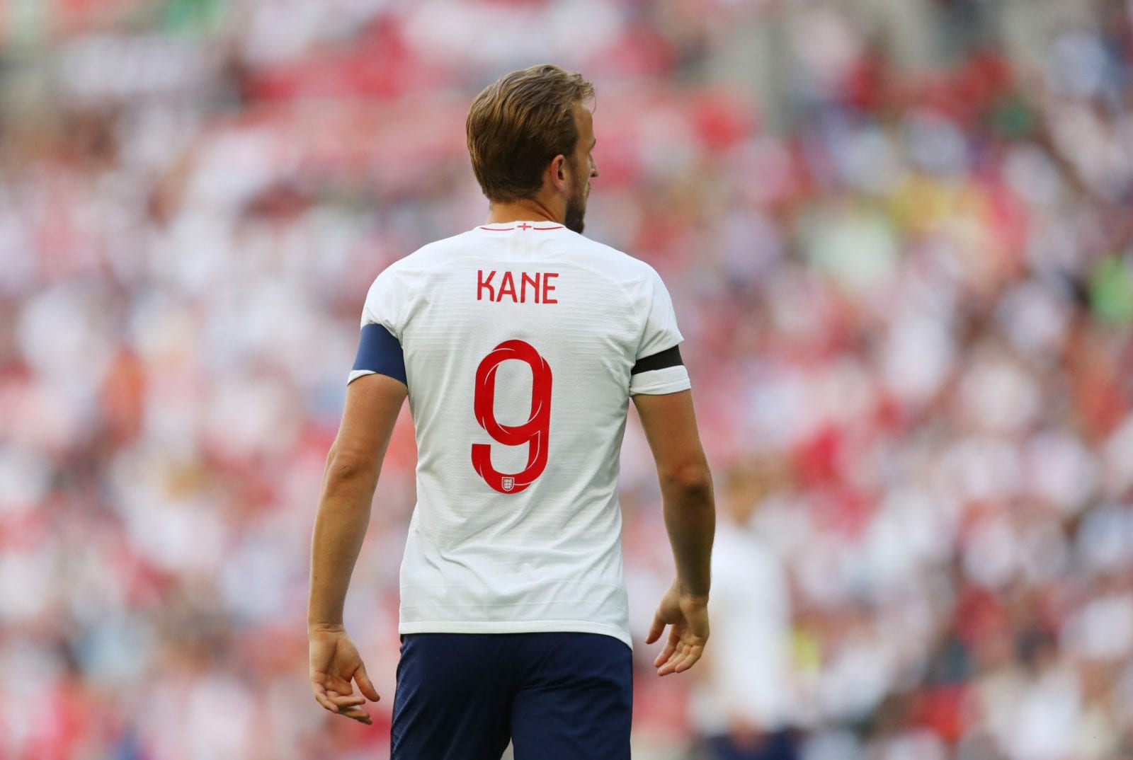 Download Harry Kane In No. 9 Jersey Wallpaper