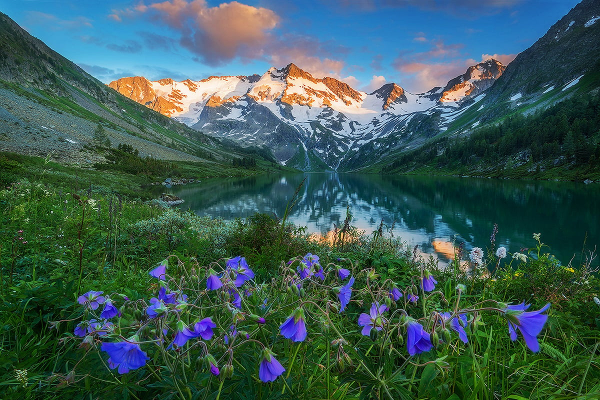 photo and 10 relaxing tracks to fully enjoy the Altai Mountains