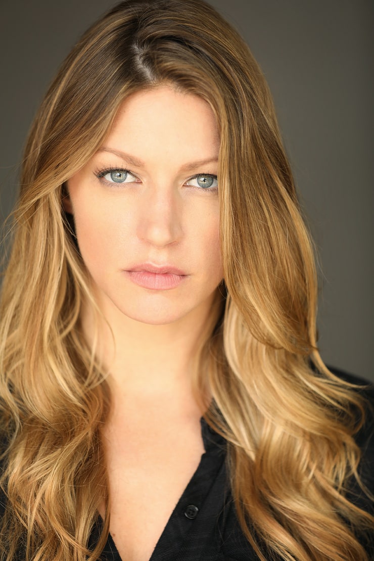 Picture of Jes Macallan