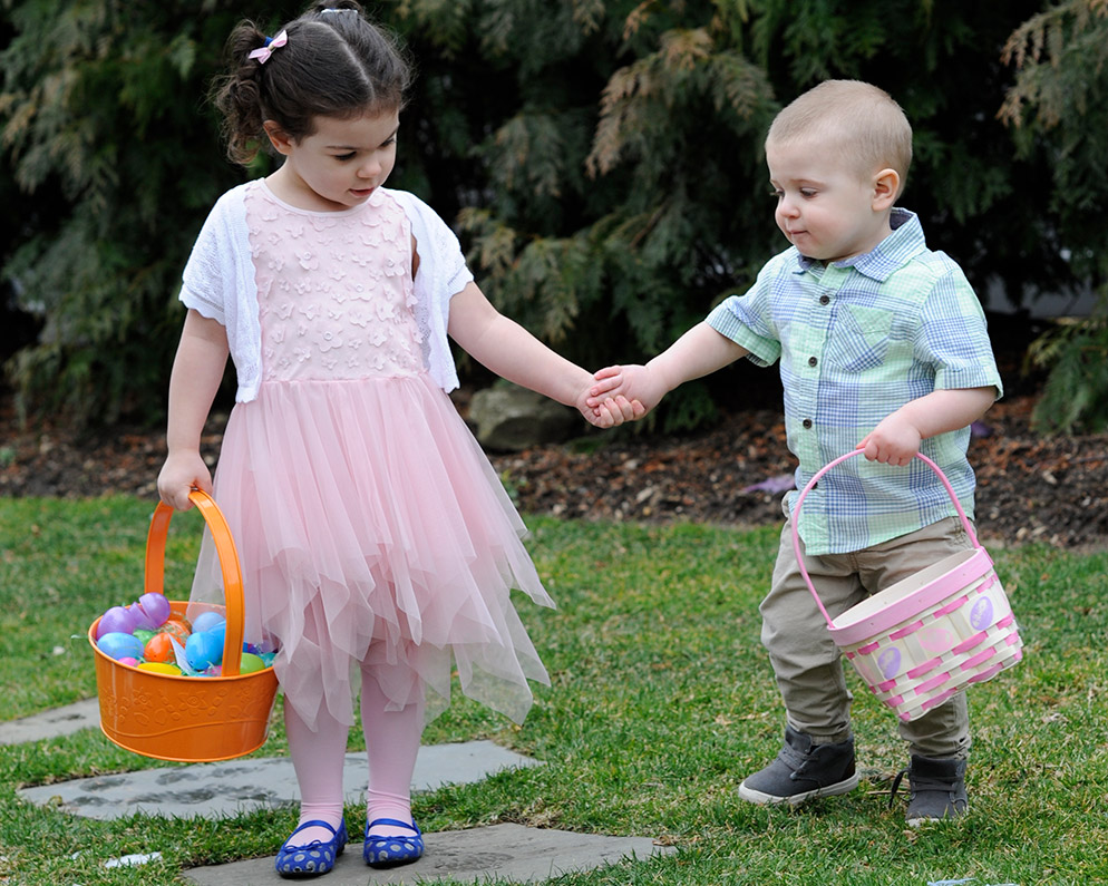 Tips for Taking Better Photo of Easter Baskets, Bunnies and Egg Hunts
