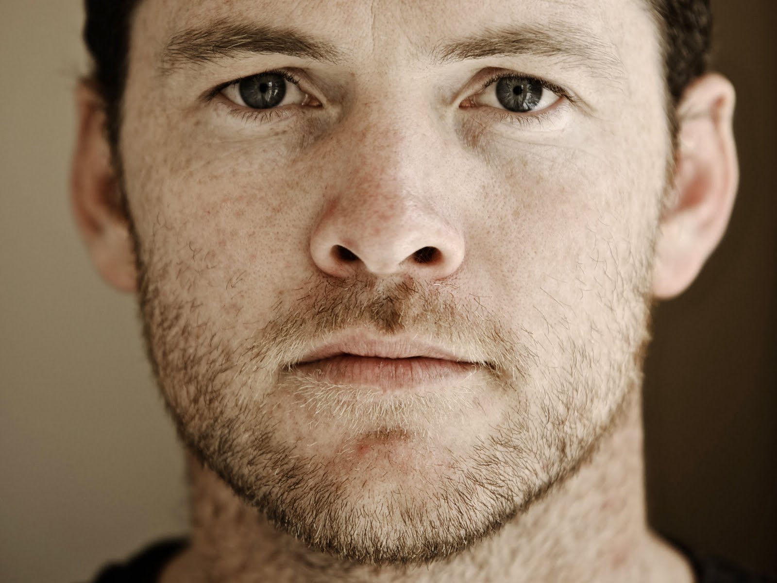 Scriptflags.com: SAM WORTHINGTON Attached To Warner's Untitled Sci Fi Space War Project