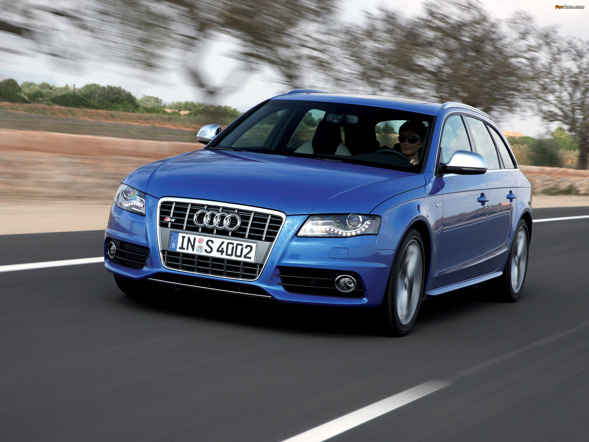 Audi S4 Avant (B 8K) 2009–11 wallpaper (2048x1536)