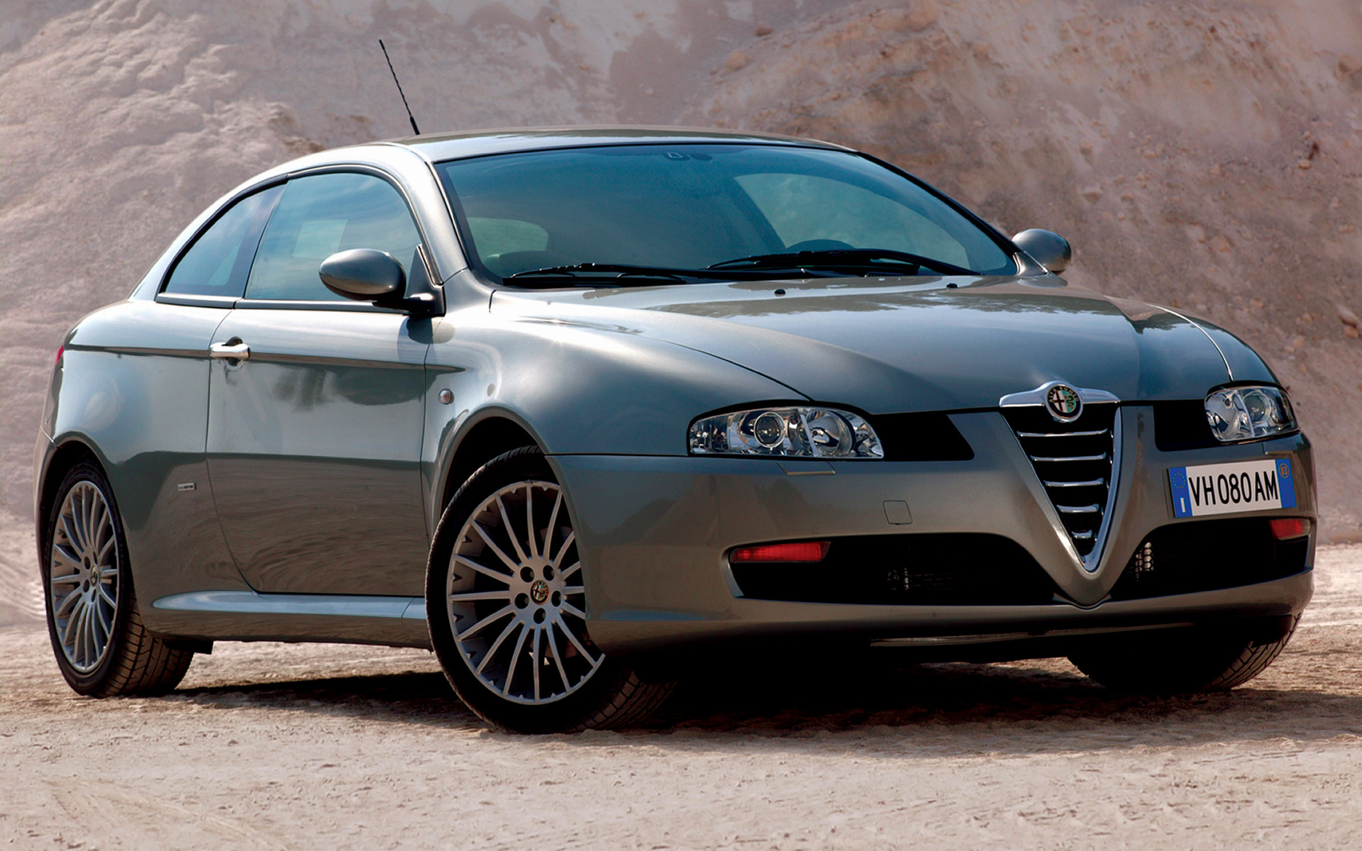 Alfa Romeo GT Wallpaper