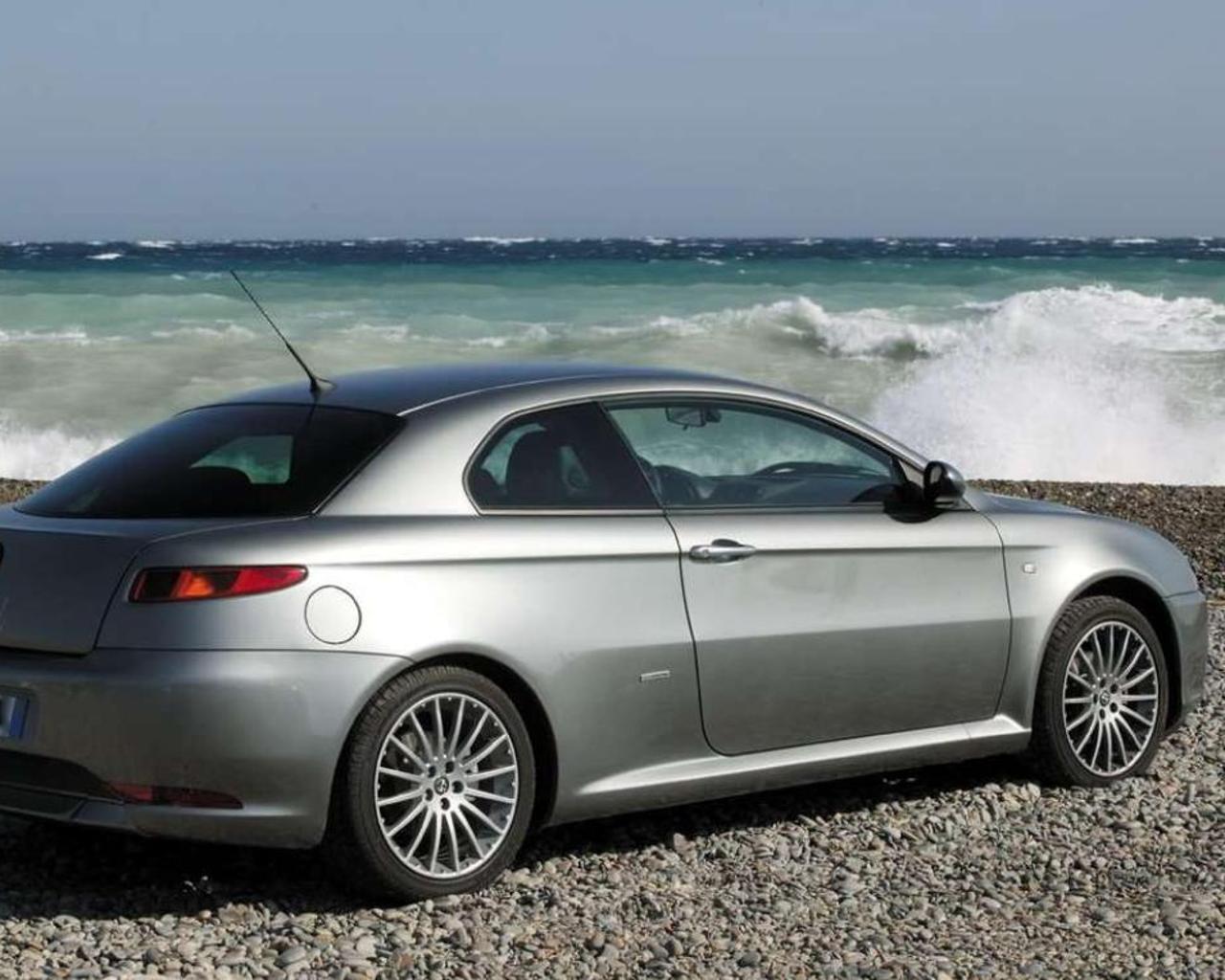 Wallpaper with Alfa Romeo GT for Android