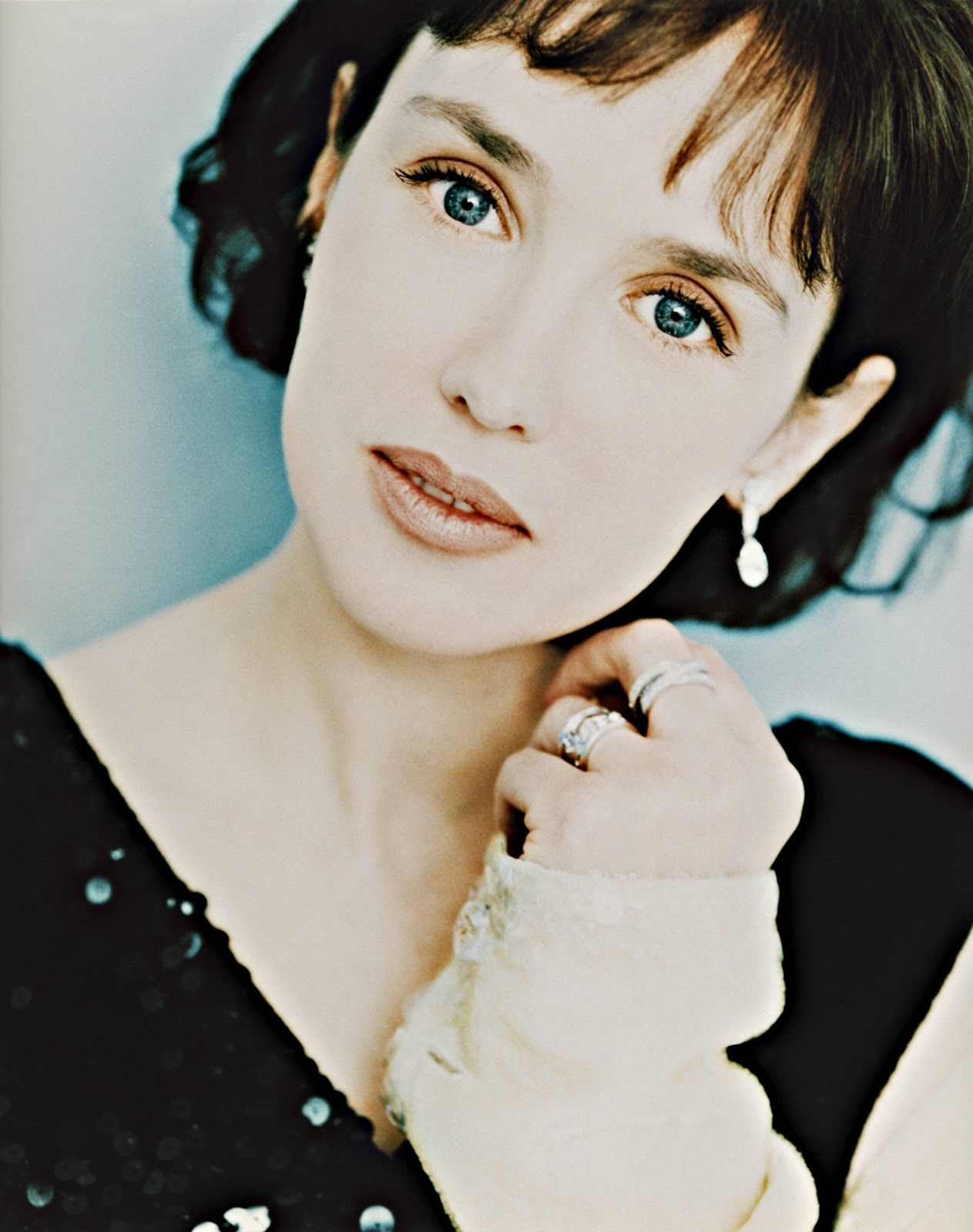 Isabelle Adjani photo gallery. Isabelle adjani, Photo galleries, Photo