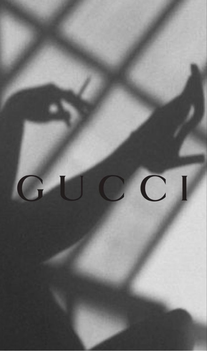 B&W Gucci Shadow. Black and white picture wall, Black and white photo wall, iPhone wallpaper tumblr aesthetic
