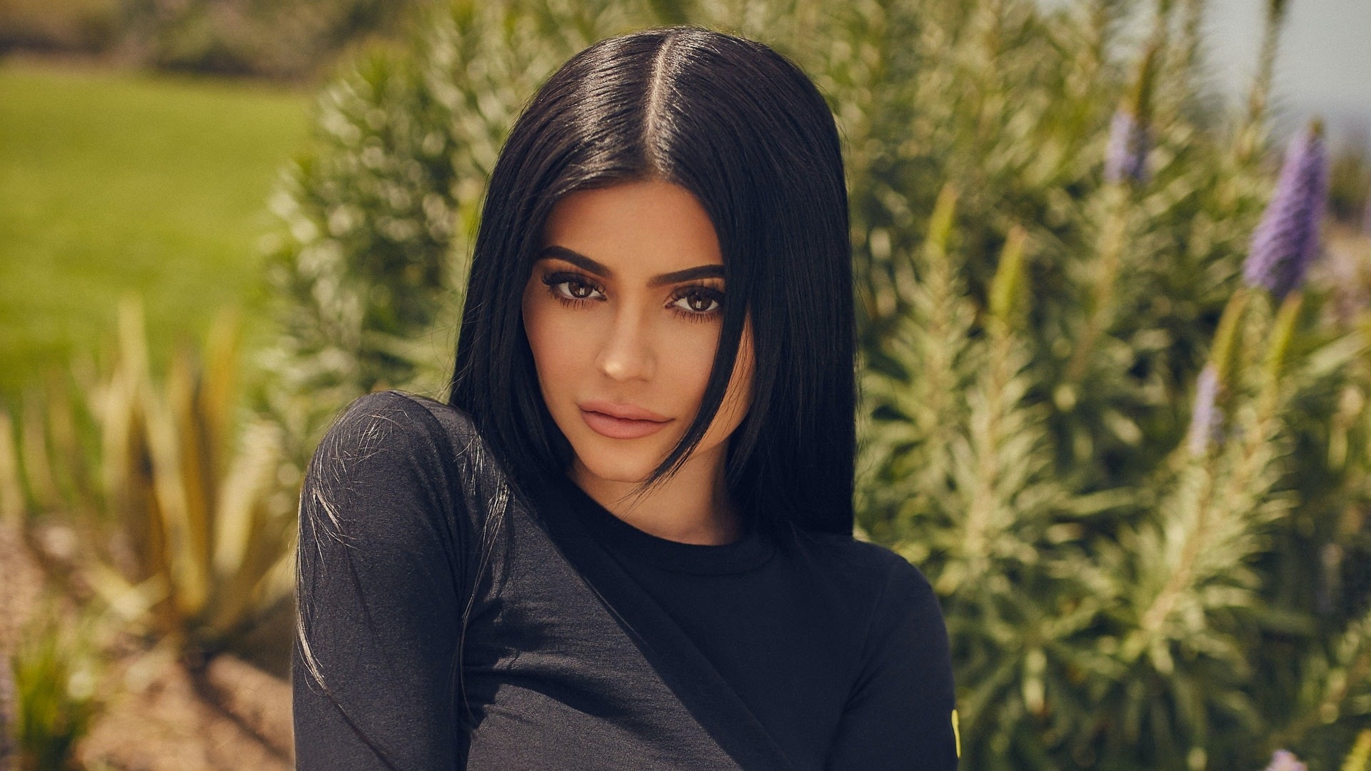 Kylie Jenner Wallpaper