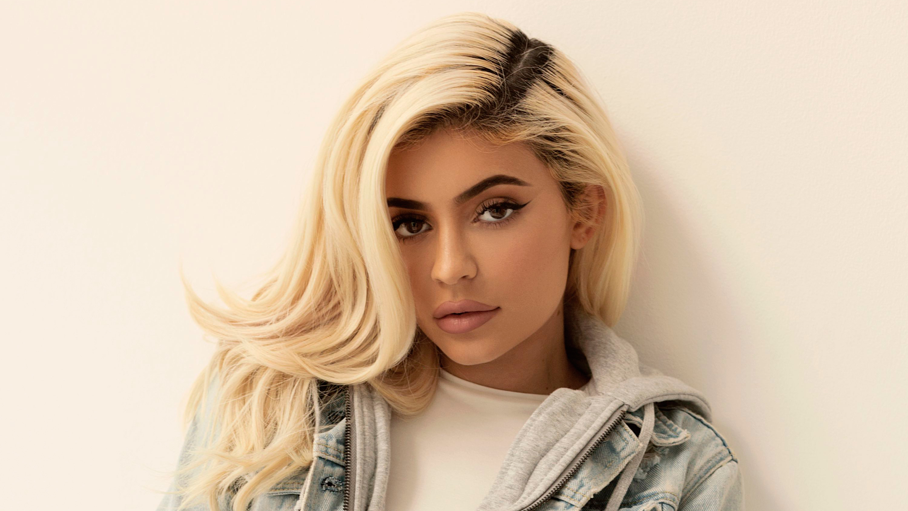 Kylie Jenner 2019 Latest Laptop Full HD 1080P HD 4k Wallpaper, Image, Background, Photo and Picture