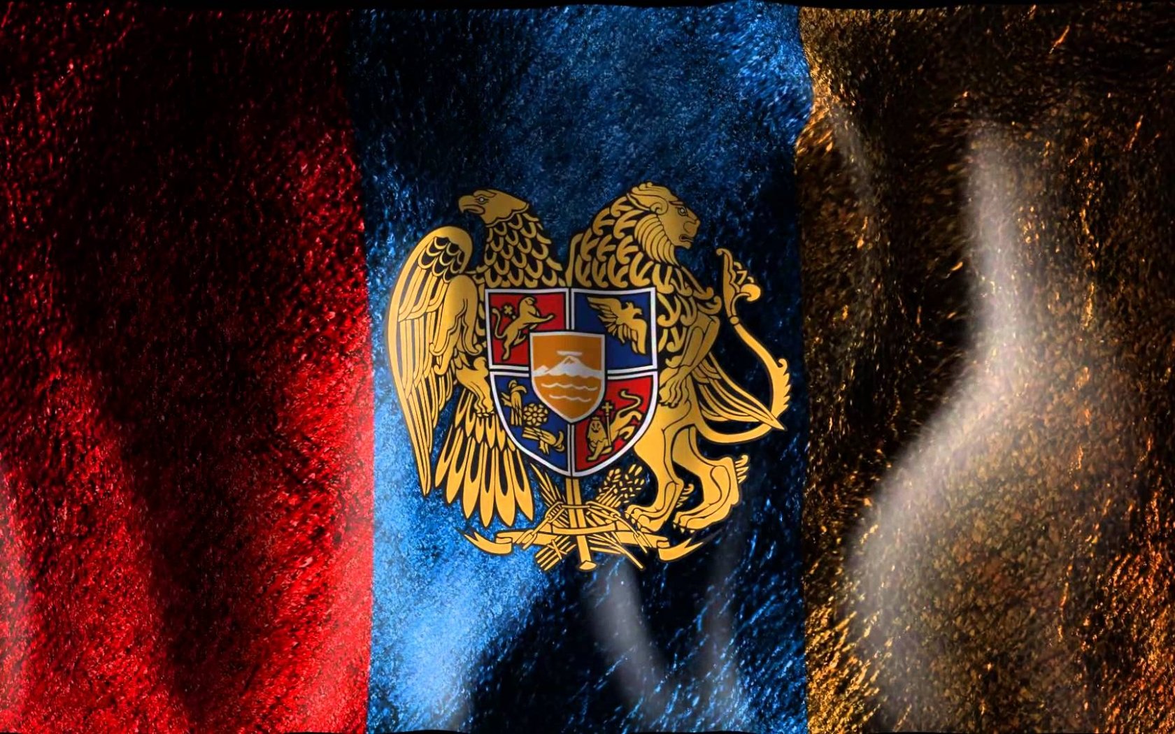 Лев с флагом Армении