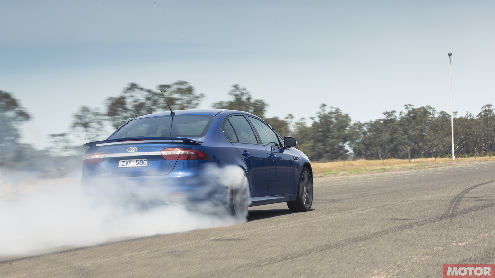 Weekly Wallpaper: Ford Falcon XR8