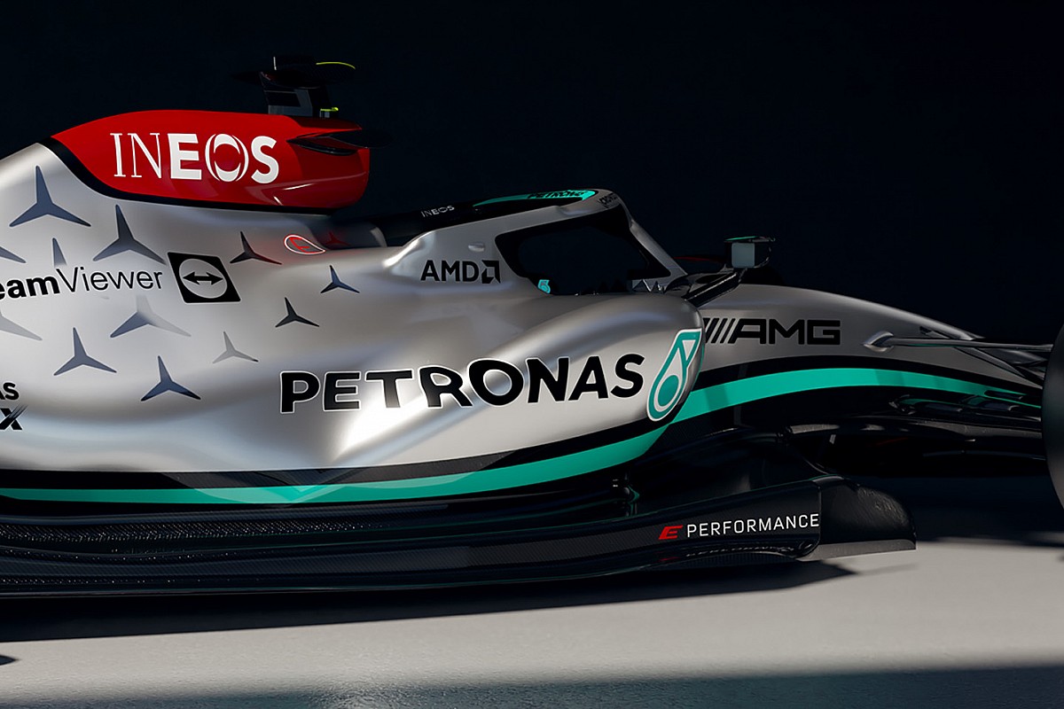 The intriguing Mercedes discrepancy keeping its F1 rivals guessing