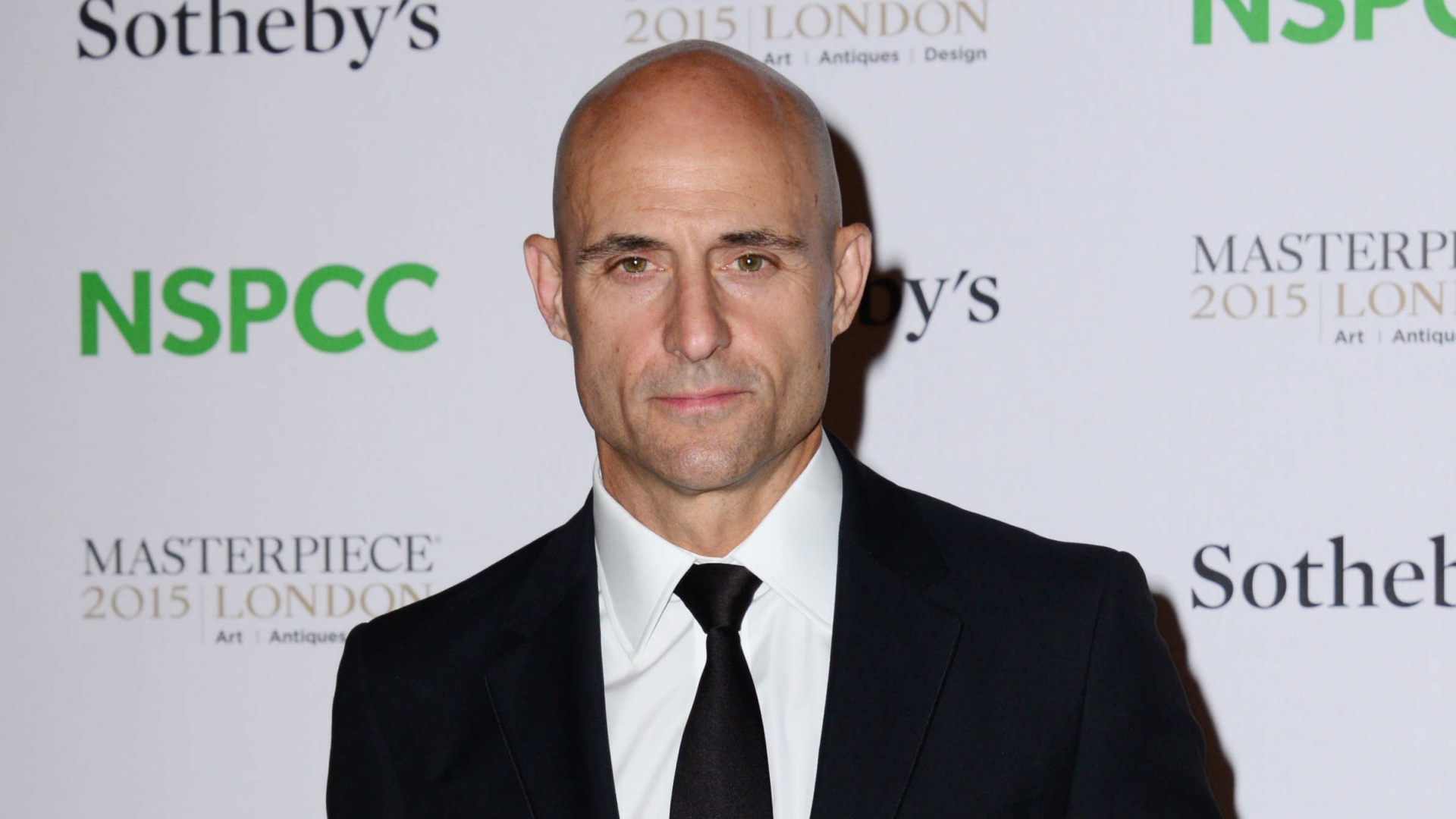 Mark Strong Talks 'A View from the Bridge, ' Working with Ivo van Hove