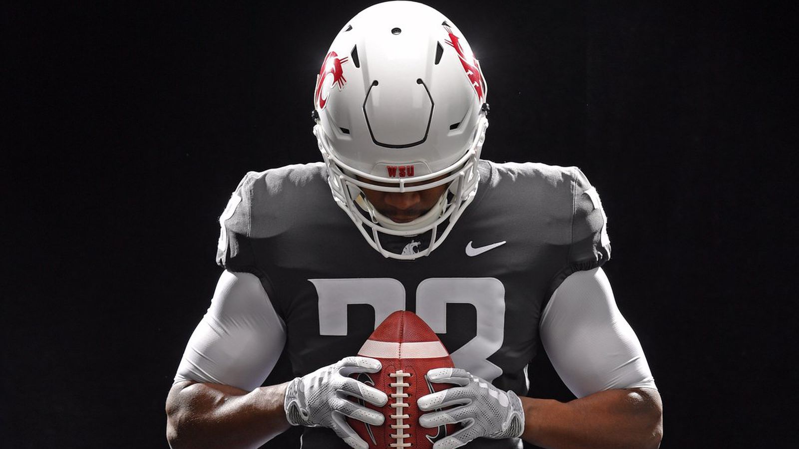 WSU football uniforms get a makeover for 2017