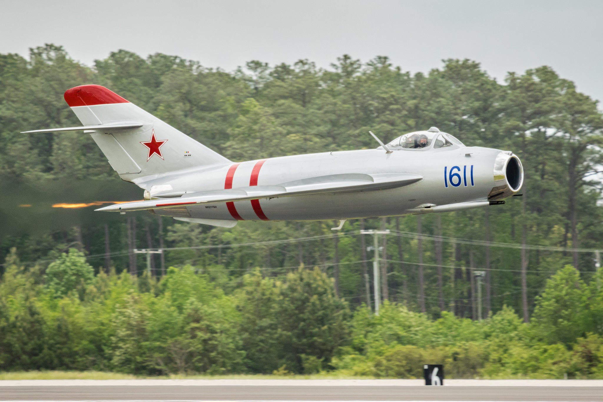 Mikoyan Gourevitch MiG 17 HD Wallpaper