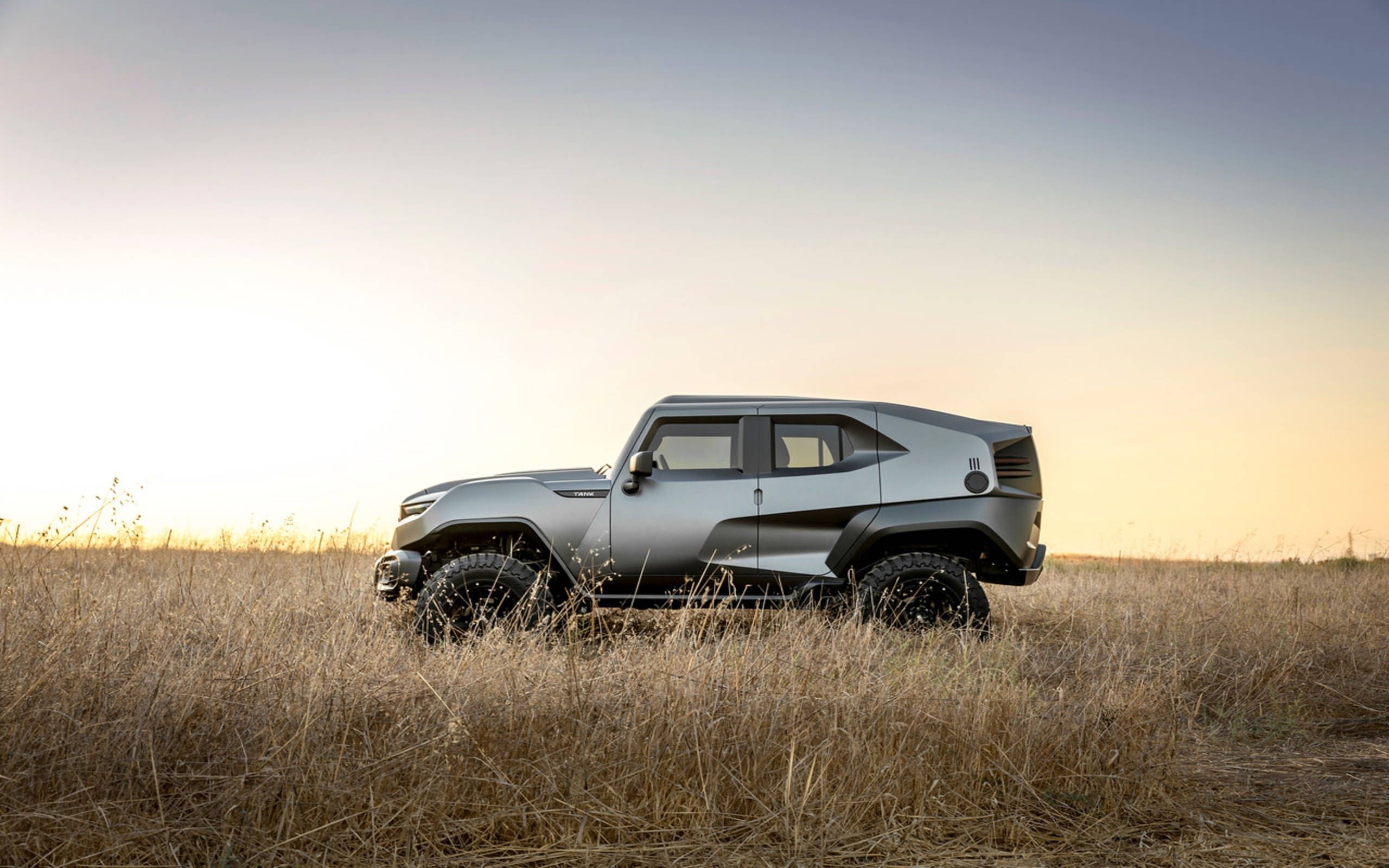 Gallery: The Rezvani Tank Is The Perfect Post Apocalyptic Luxe Mobile