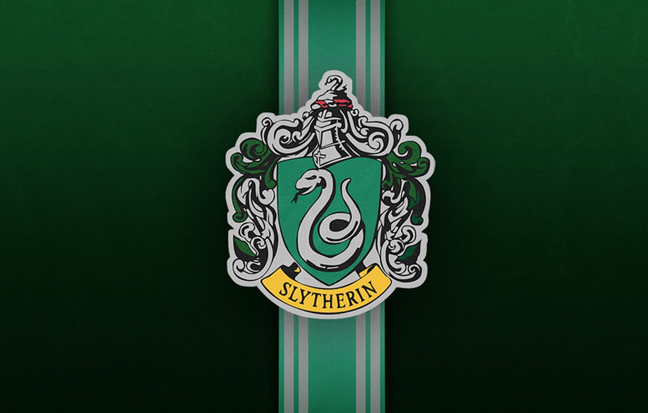 Wallpaper green, cinema, silver, snake, armor, movie, Hogwarts, film, shield, pearls, serpent, Slytherin, Salazar Slytherin, Hogwarts School of Witchcraft and Wizardry, Ghost: The Bloody Baron, silver and green image for desktop, section