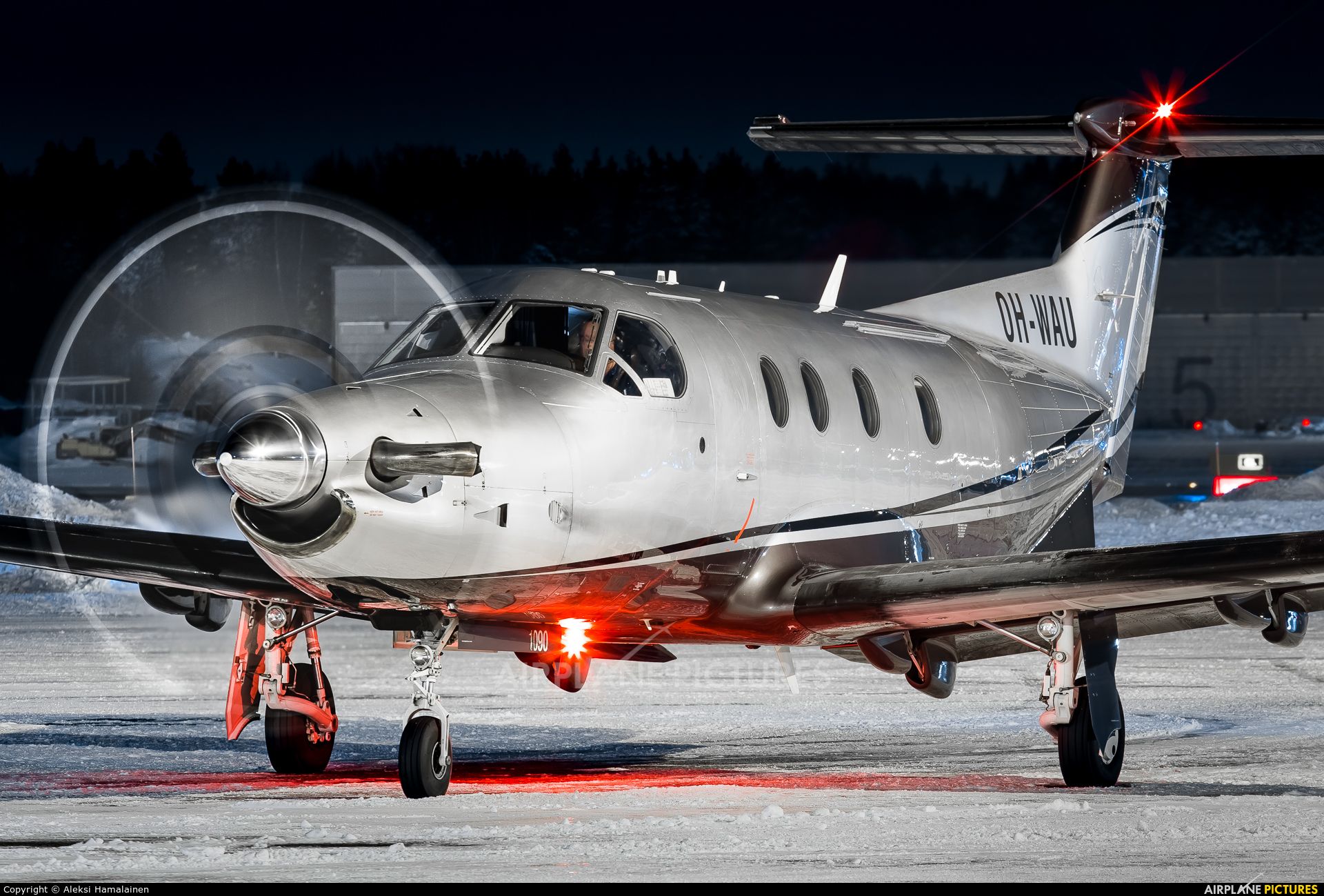 Pilatus PC 12 Desktop Wallpaper Free Pilatus PC 12 Desktop Background