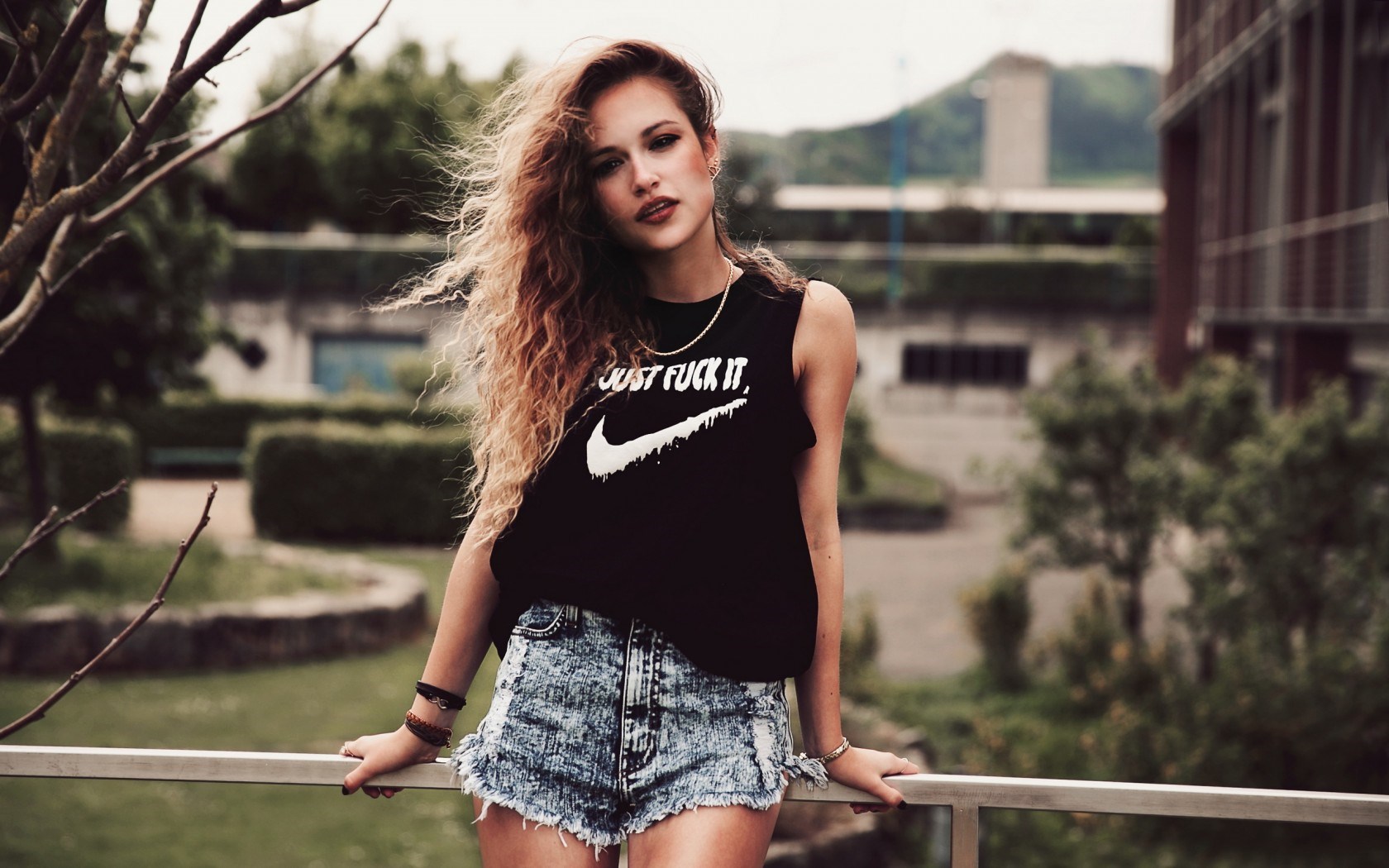 Girl, Jeans, Shorts, Nike, Fashion