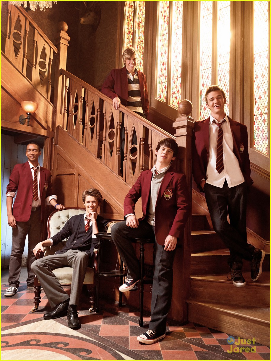 House Of Anubis' Premieres January 9th!: Photo 453140. Ana Mulvoy Ten, Brad Kavanagh, House Of Anubis, Jade Ramsey, Nathalia Ramos Picture. Just Jared Jr