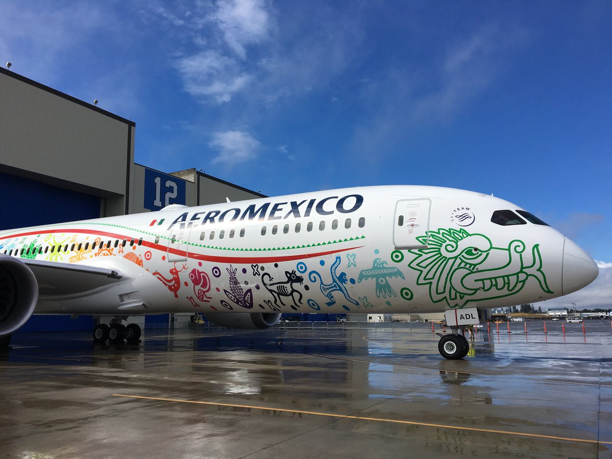 Boeing Airplanes. Just Revealed Their #Quetzalcóatl #Dreamliner 787 9 And It's Ready To Travel The World!