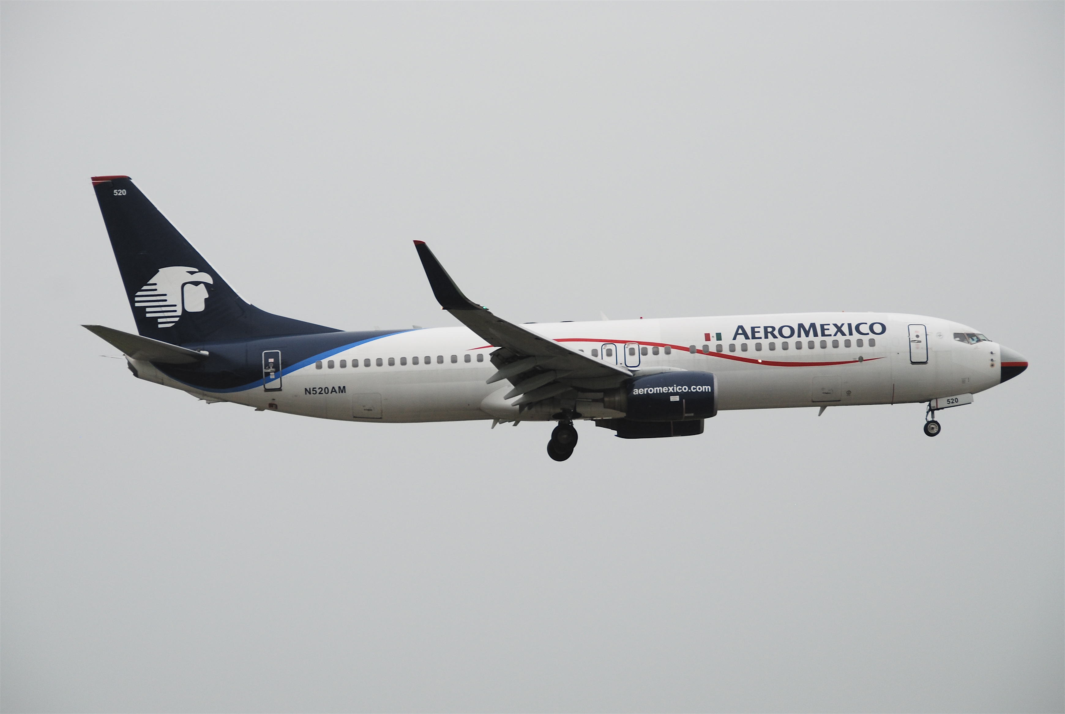 AeroMexico Boeing 737 800; N520AM