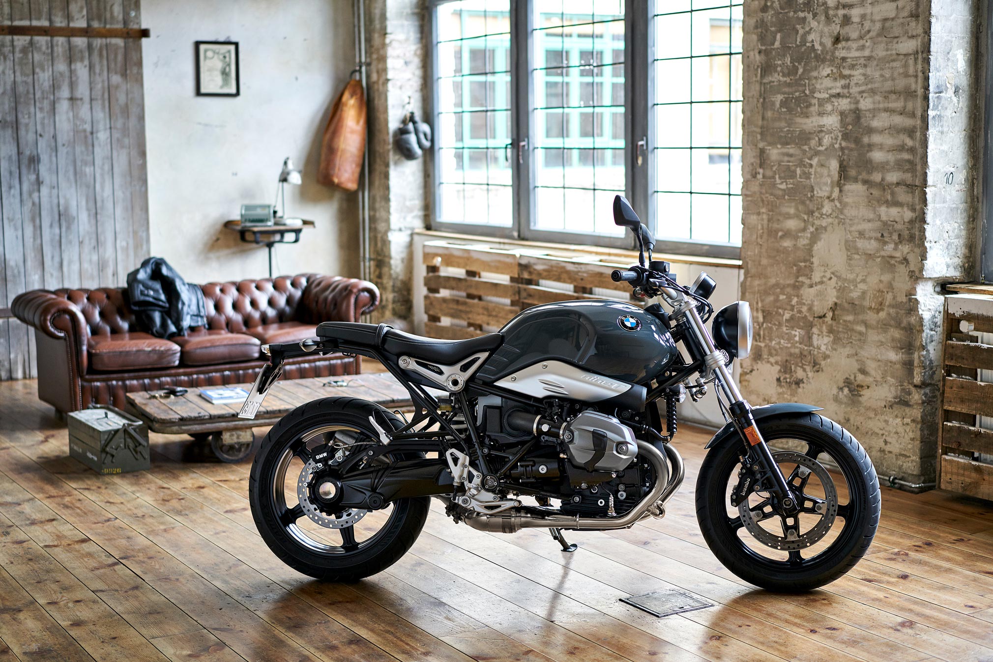 BMW R nineT Pure Buyer's Guide: Specs & Price