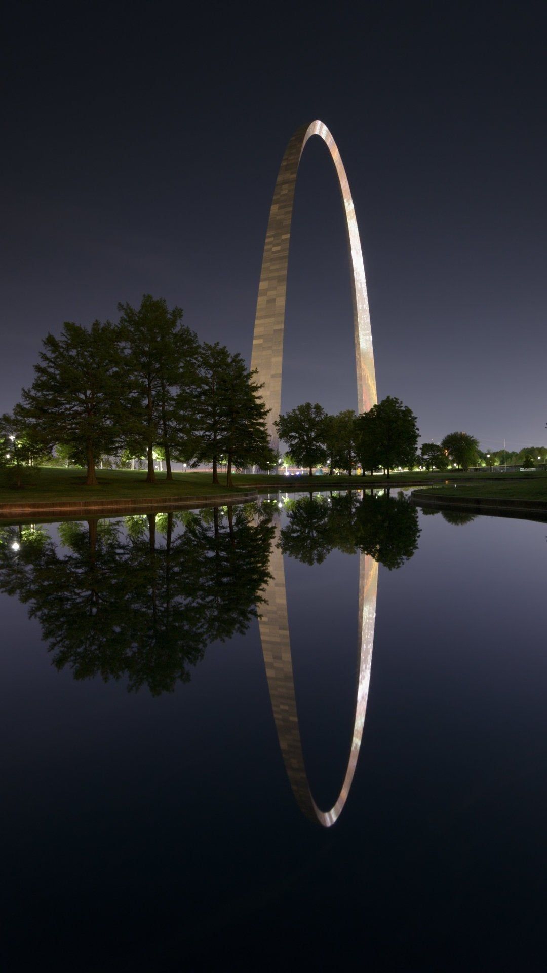 St. Louis Gateway Arch Reflection smartphone wallpaper. Etsy. Gateway arch, Saint louis arch, St louis gateway arch