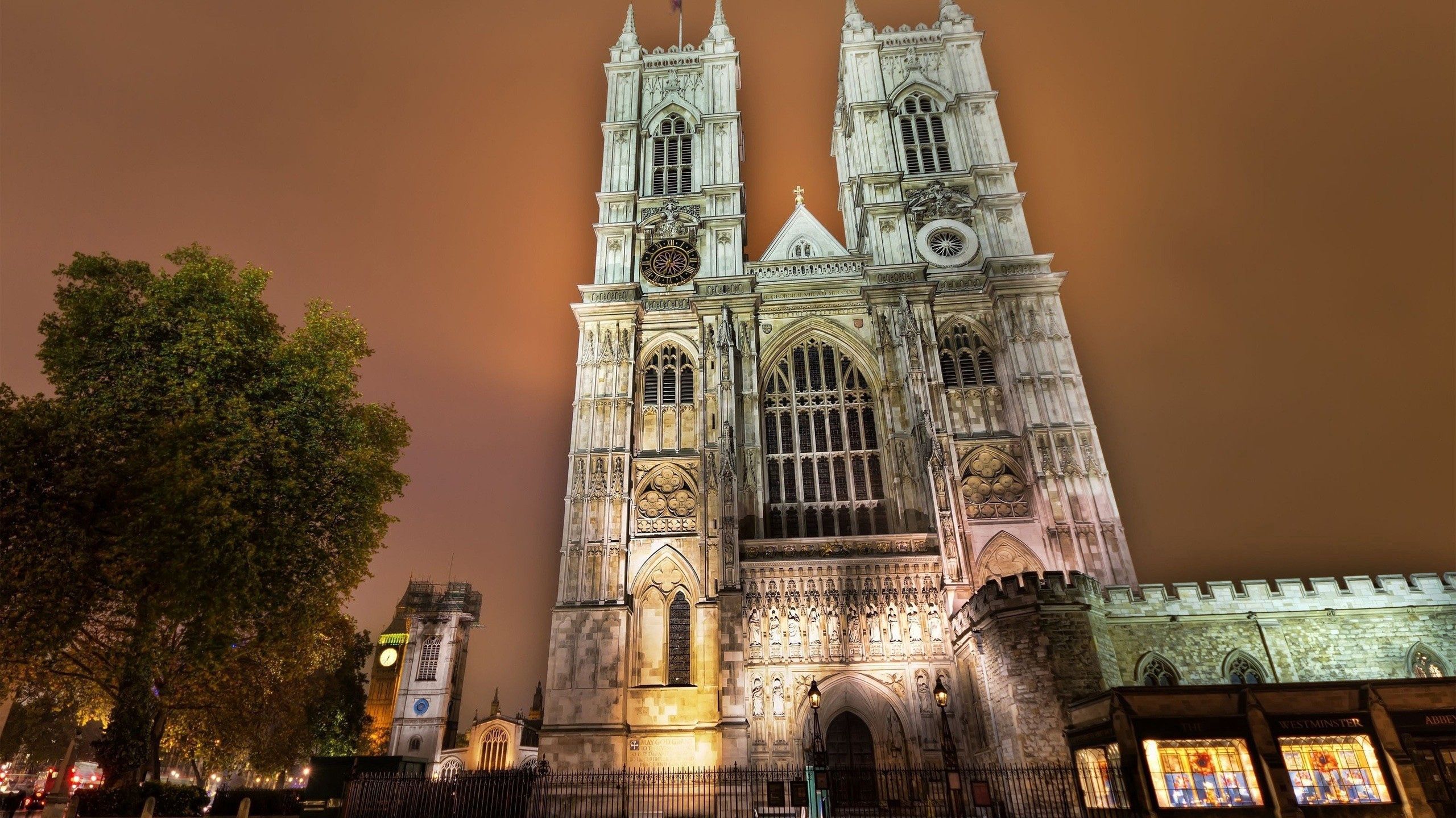 Download wallpaper 2560x1440 westminster, westminster abbey, houses HD background