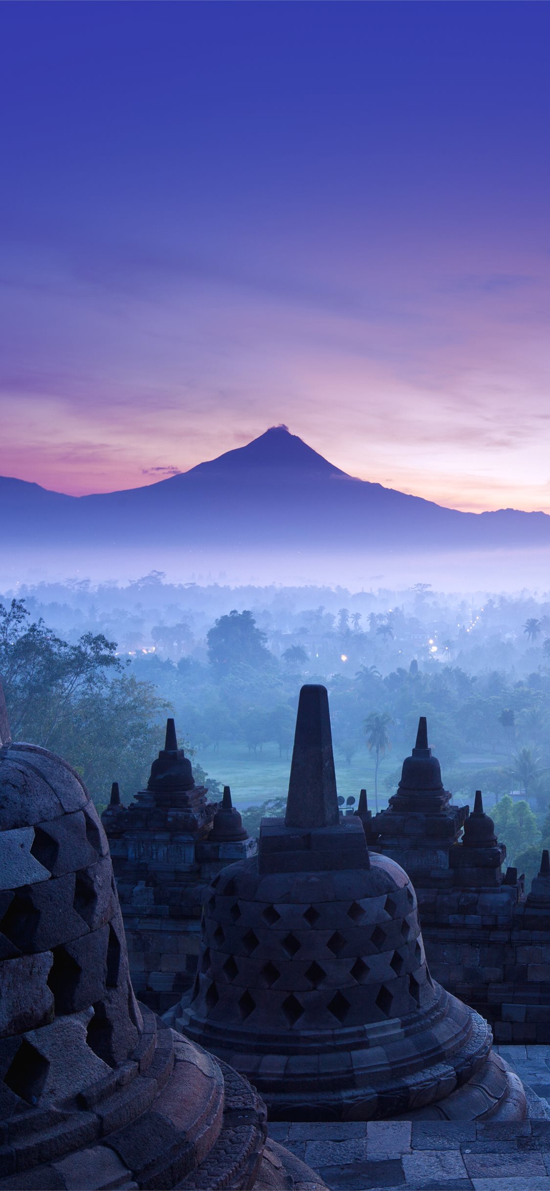 5 Facts About Borobudur, the World's Largest Buddhist Monument