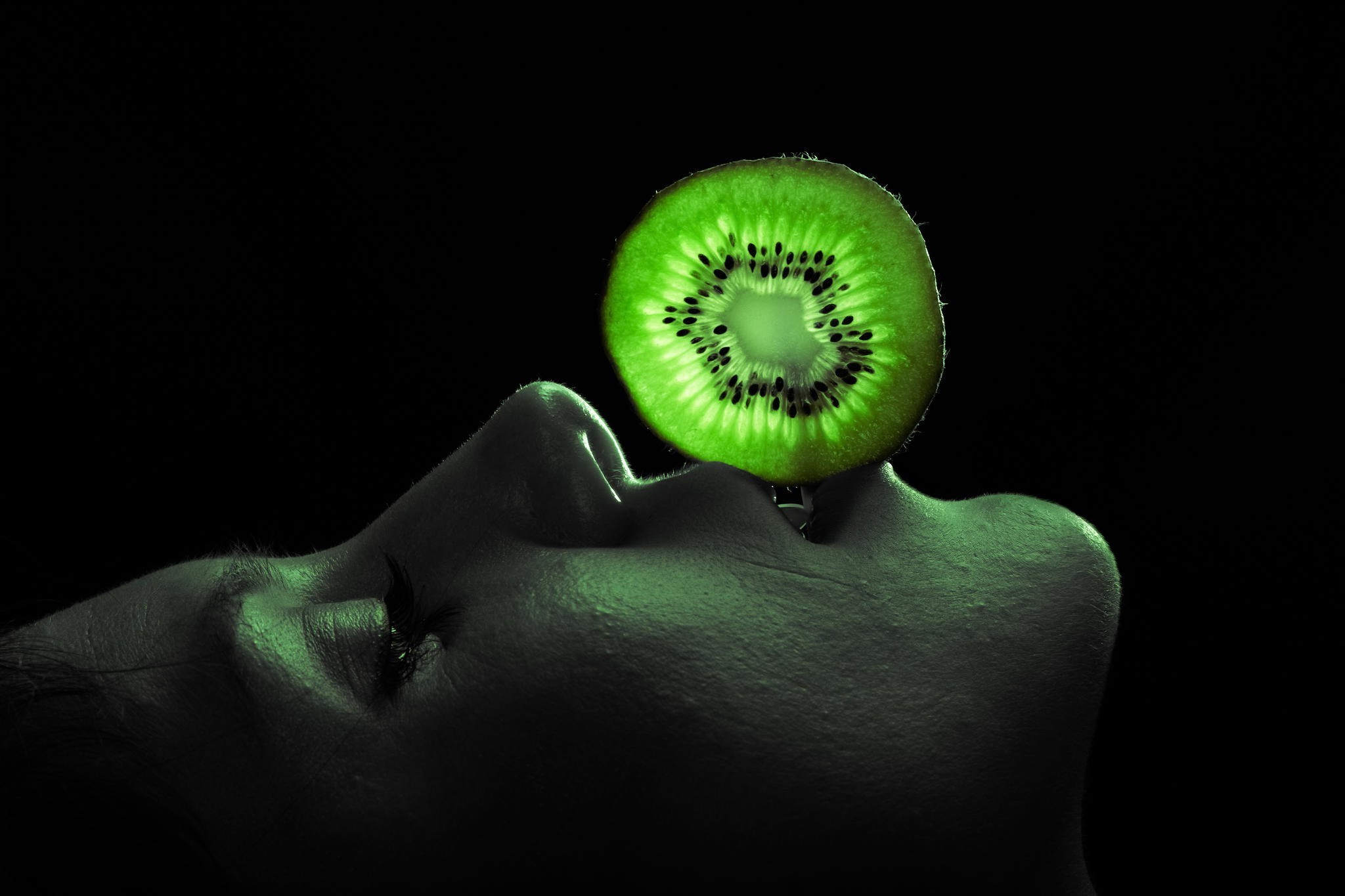 kiwi (fruit), Profile, Black Background Wallpaper HD / Desktop and Mobile Background