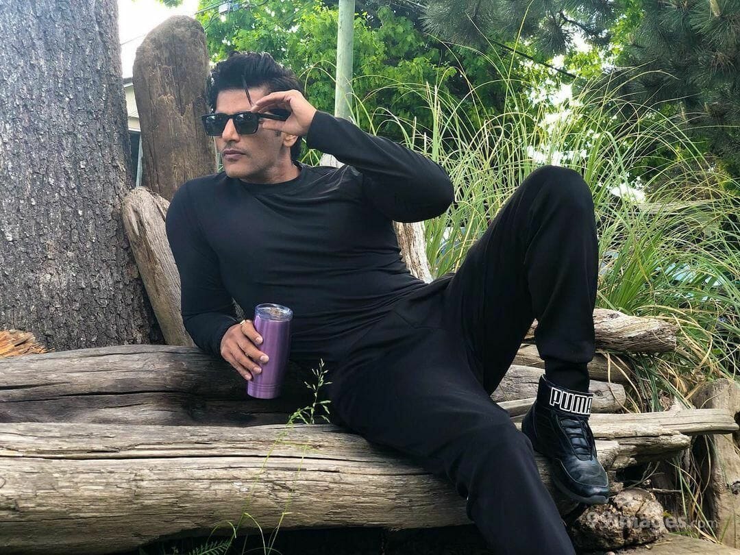 Karanvir Bohra: I do best, playing grey-shaded, complexed characters -  Times of India